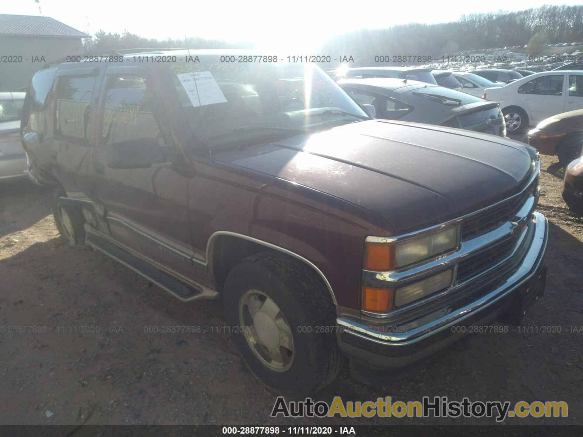 CHEVROLET TAHOE, 1GNEK13R9WJ374973