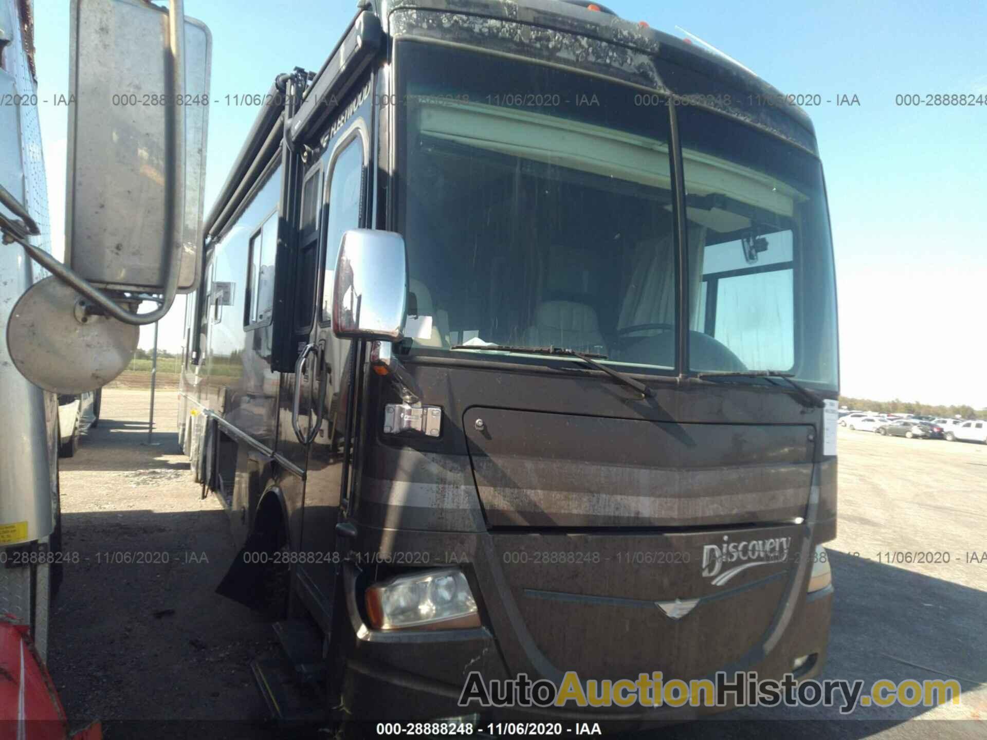 FREIGHTLINER CHASSIS X LINE MOTOR HOME, 4UZACJDC57CZ25982