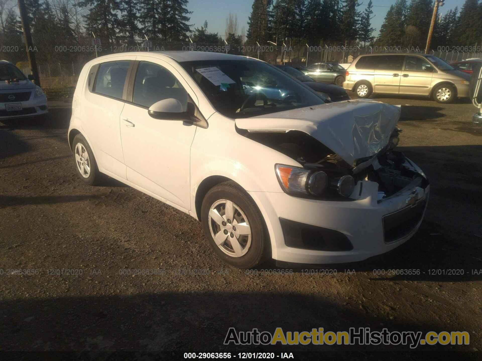 CHEVROLET SONIC LS, 1G1JA6SH2E4139496