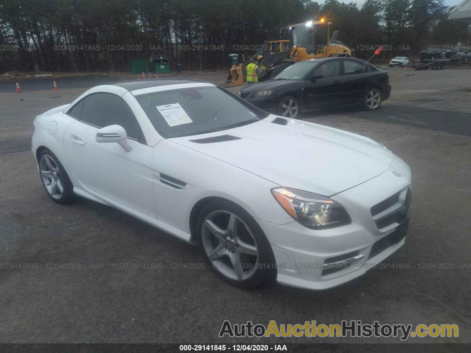 MERCEDES-BENZ SLK SLK 350, WDDPK5HA9GF116586