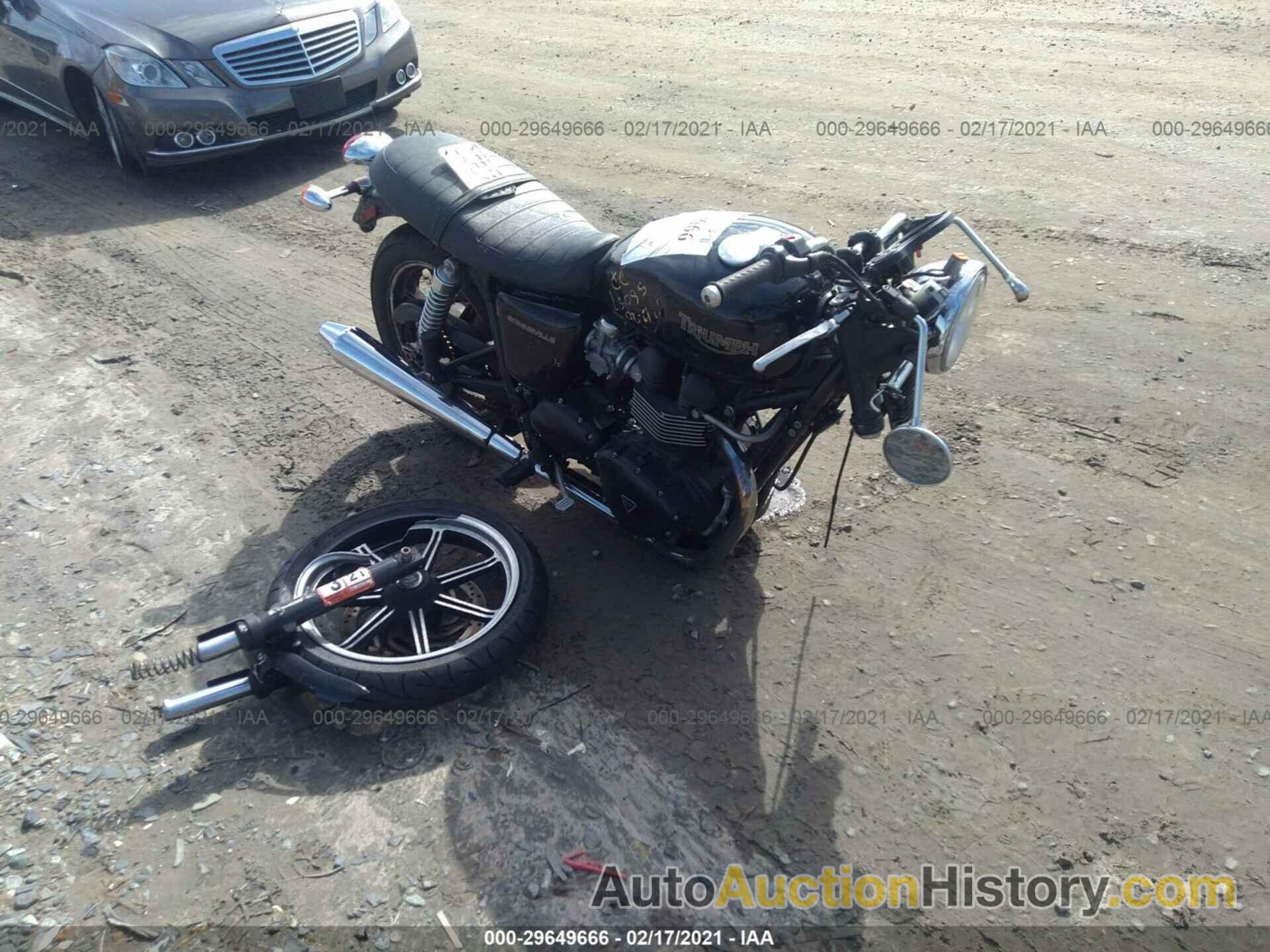 TRIUMPH MOTORCYCLE BONNEVILLE, SMT900K10CT516084
