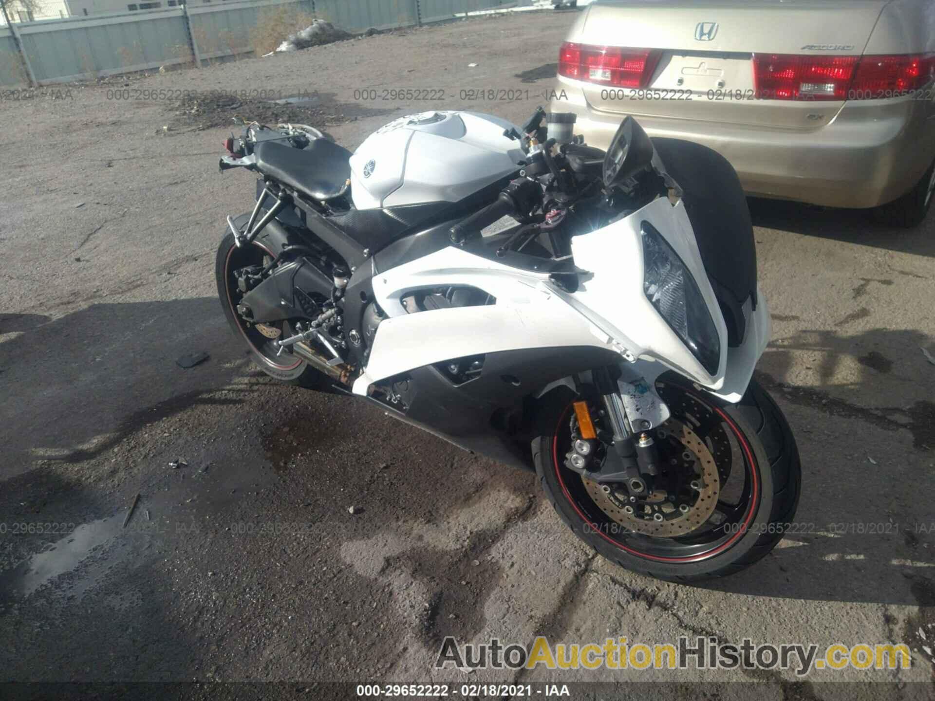 YAMAHA YZFR6, JYARJ16E2CA023688