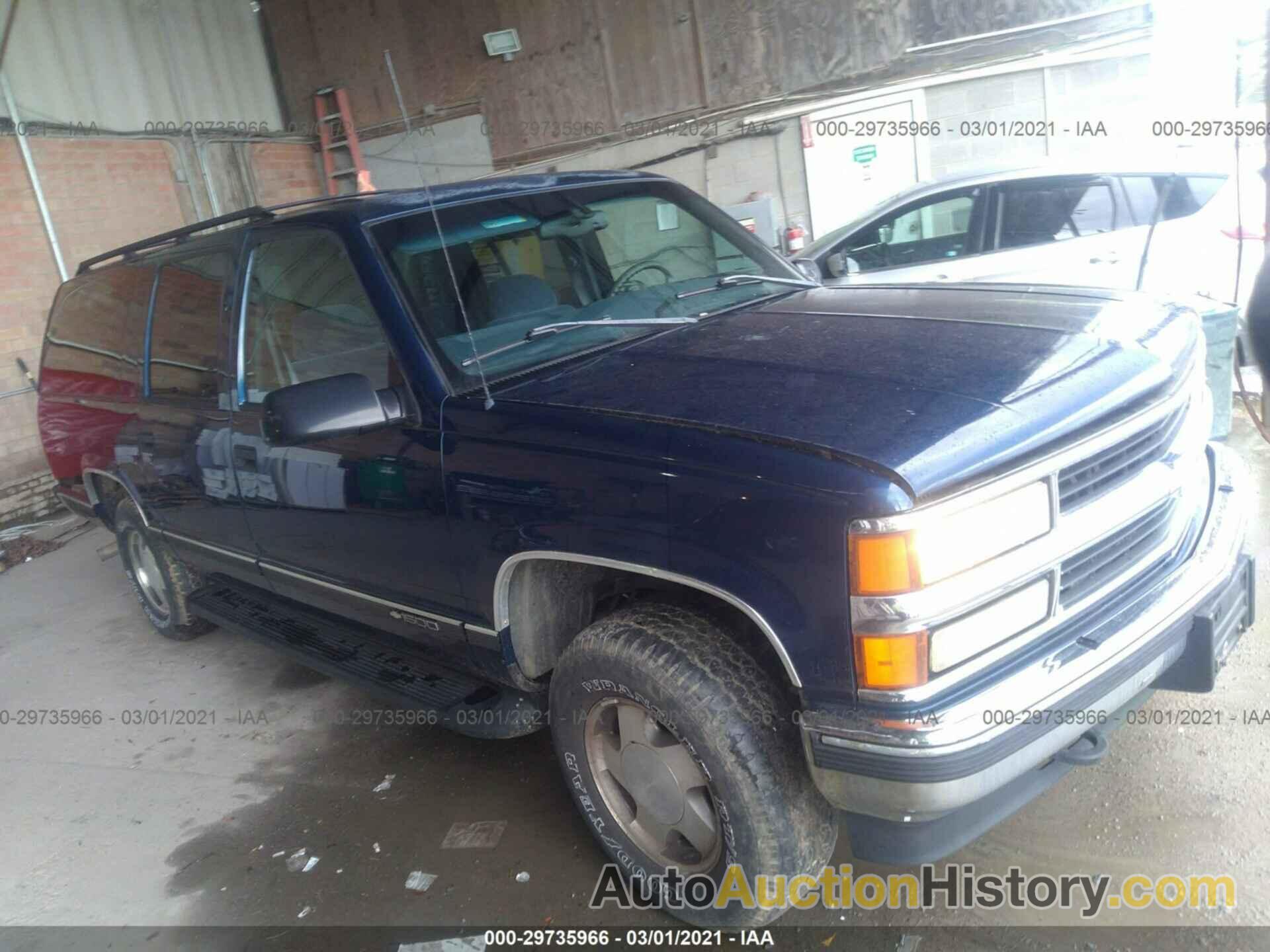 CHEVROLET SUBURBAN, 3GNFK16R8WG143631