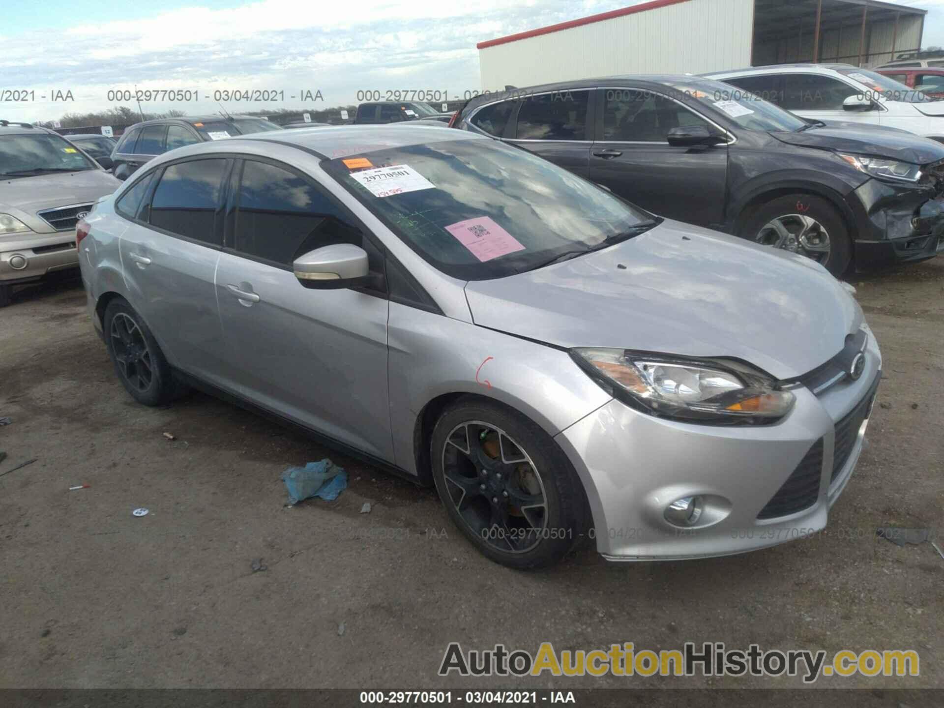 FORD FOCUS SE, 1FADP3F21EL138178