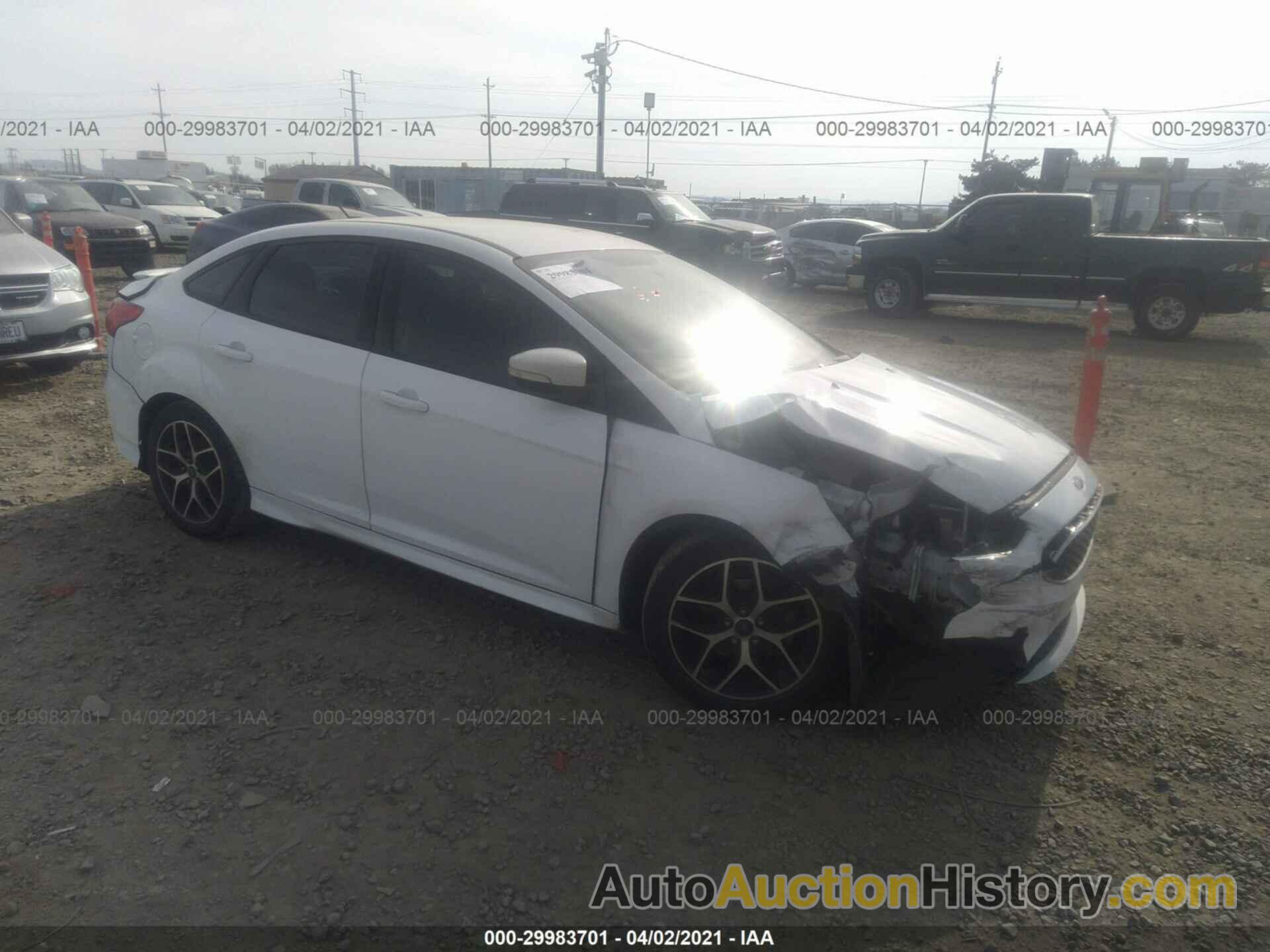 FORD FOCUS SE, 1FADP3FE8FL380669