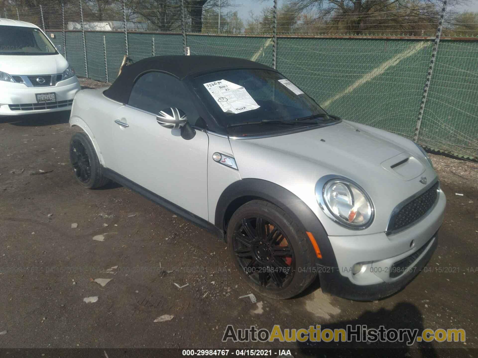 MINI COOPER ROADSTER S, WMWSY3C57CT144722