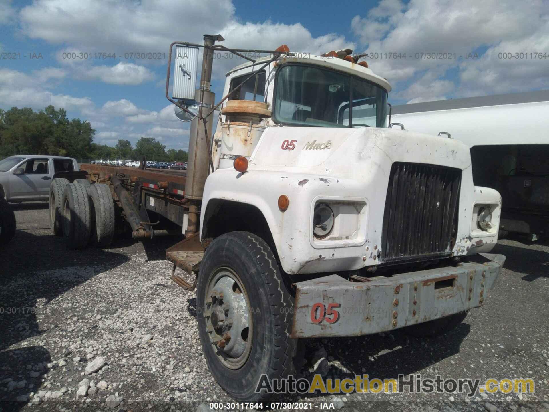 MACK DM686SX DM600, 1M2B128C2GA011761