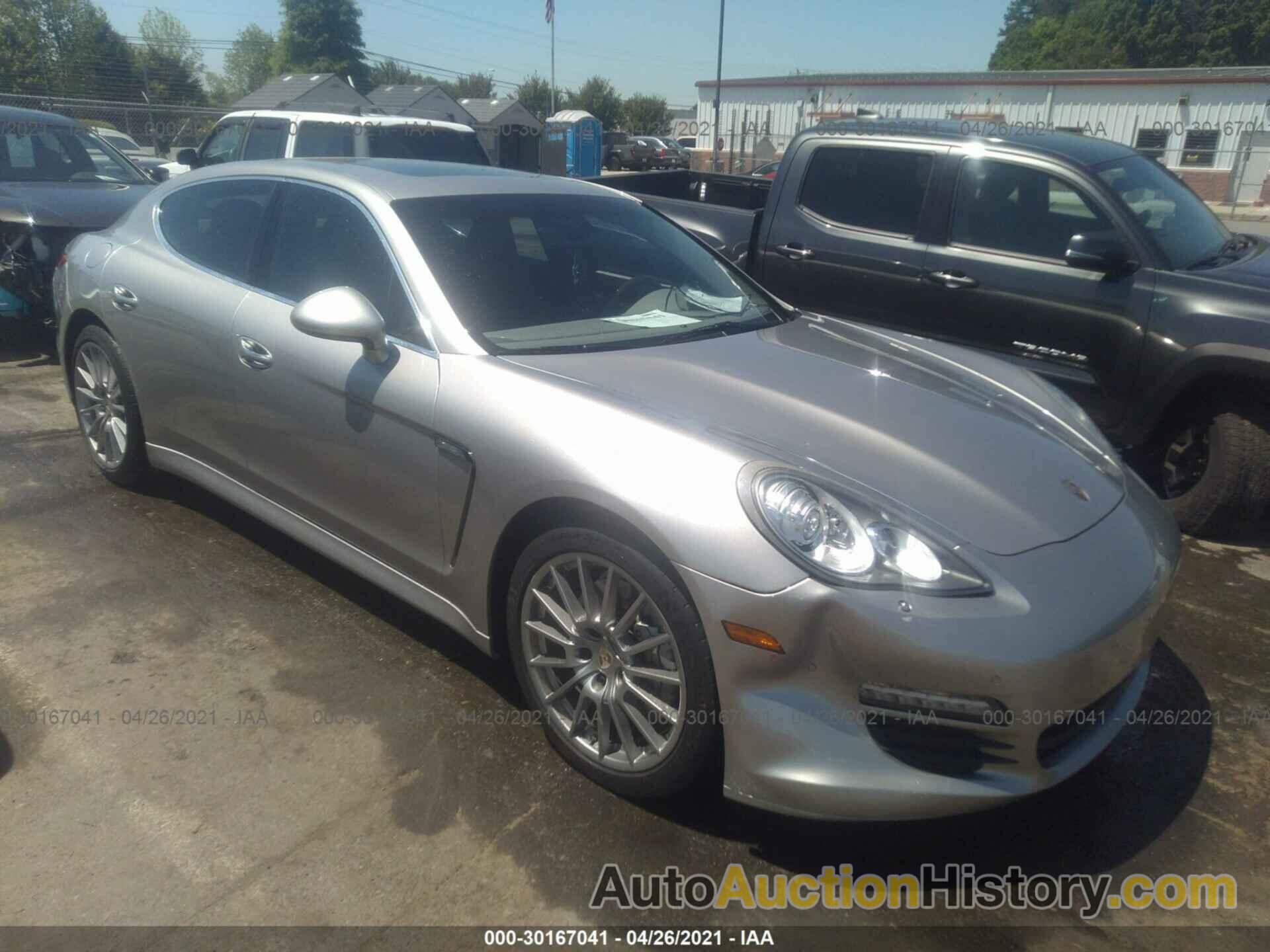 PORSCHE PANAMERA S, WP0AB2A74AL063205