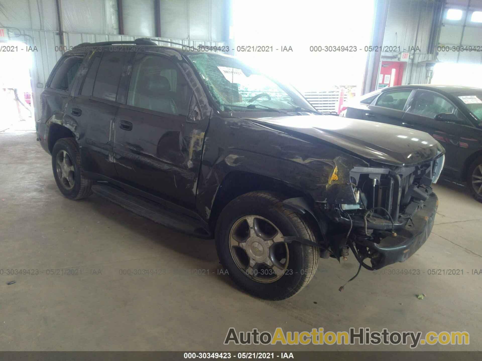 CHEVROLET TRAILBLAZER LT W/1LT, 1GNDS33S892112306