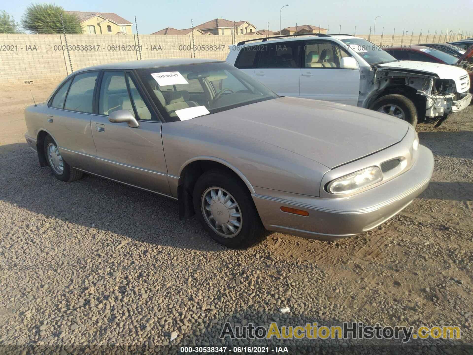 OLDSMOBILE 88 LS, 1G3HN52K9V4860558