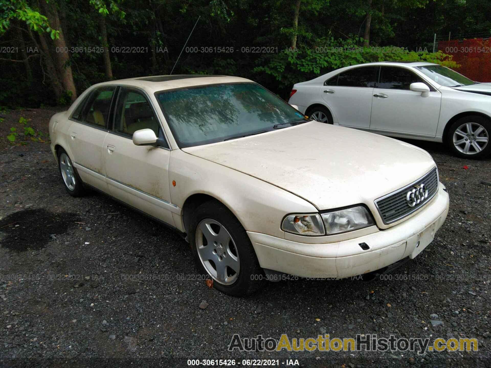 AUDI A8, WAUBG74D1WN001404