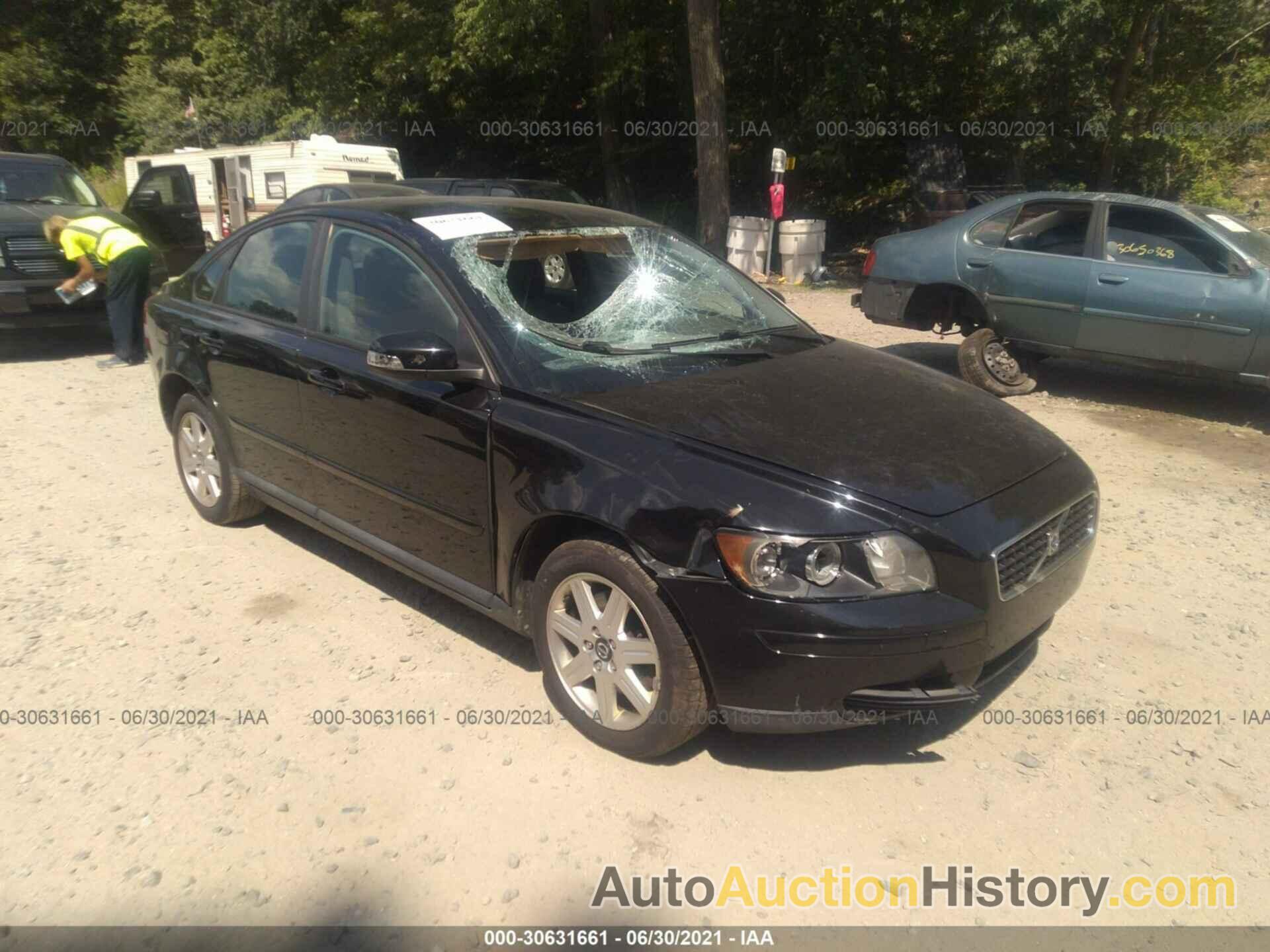 VOLVO S40 2.4L, YV1MS382572270904