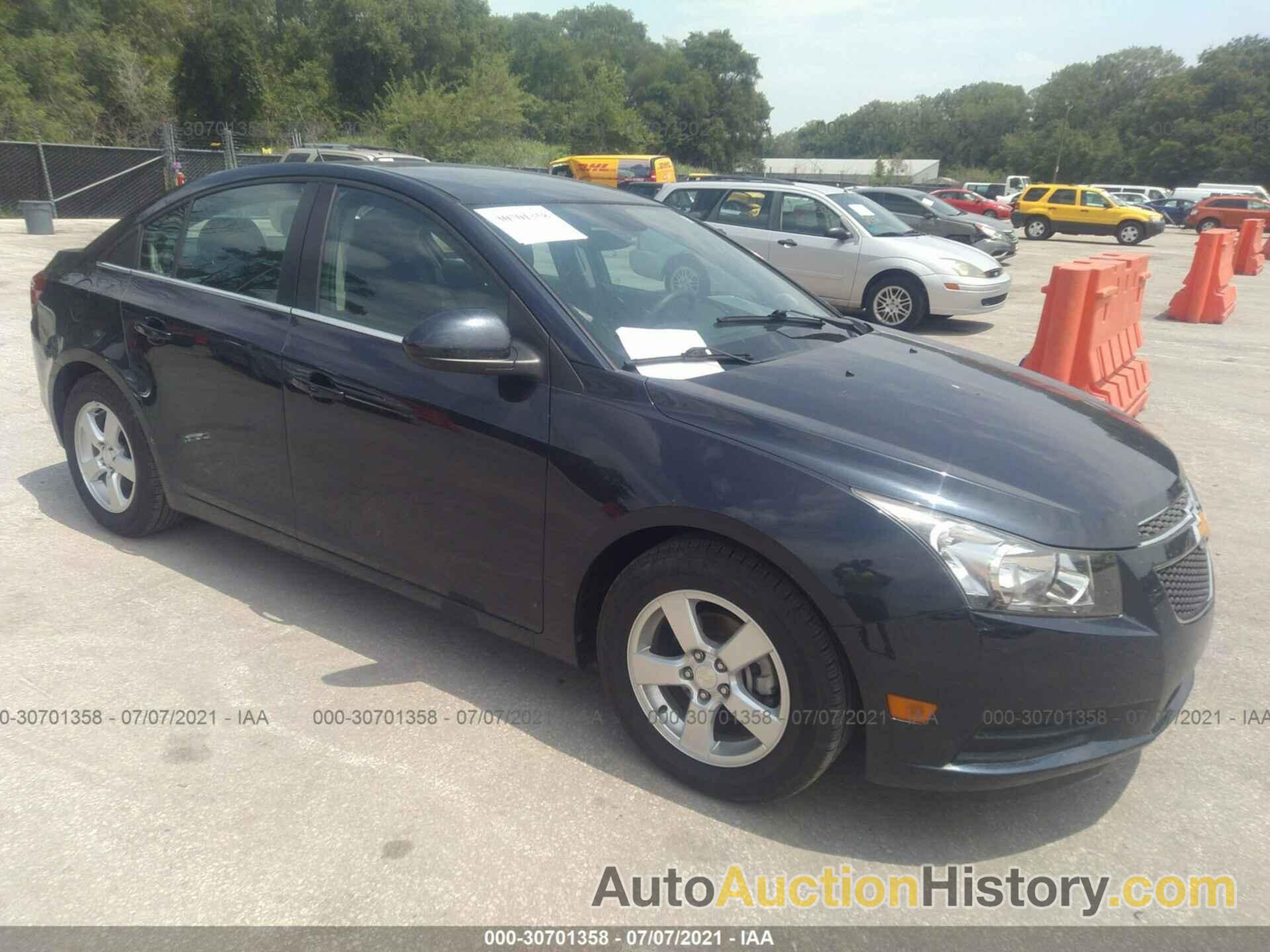 CHEVROLET CRUZE LT, 1G1PK5SB0E7377116