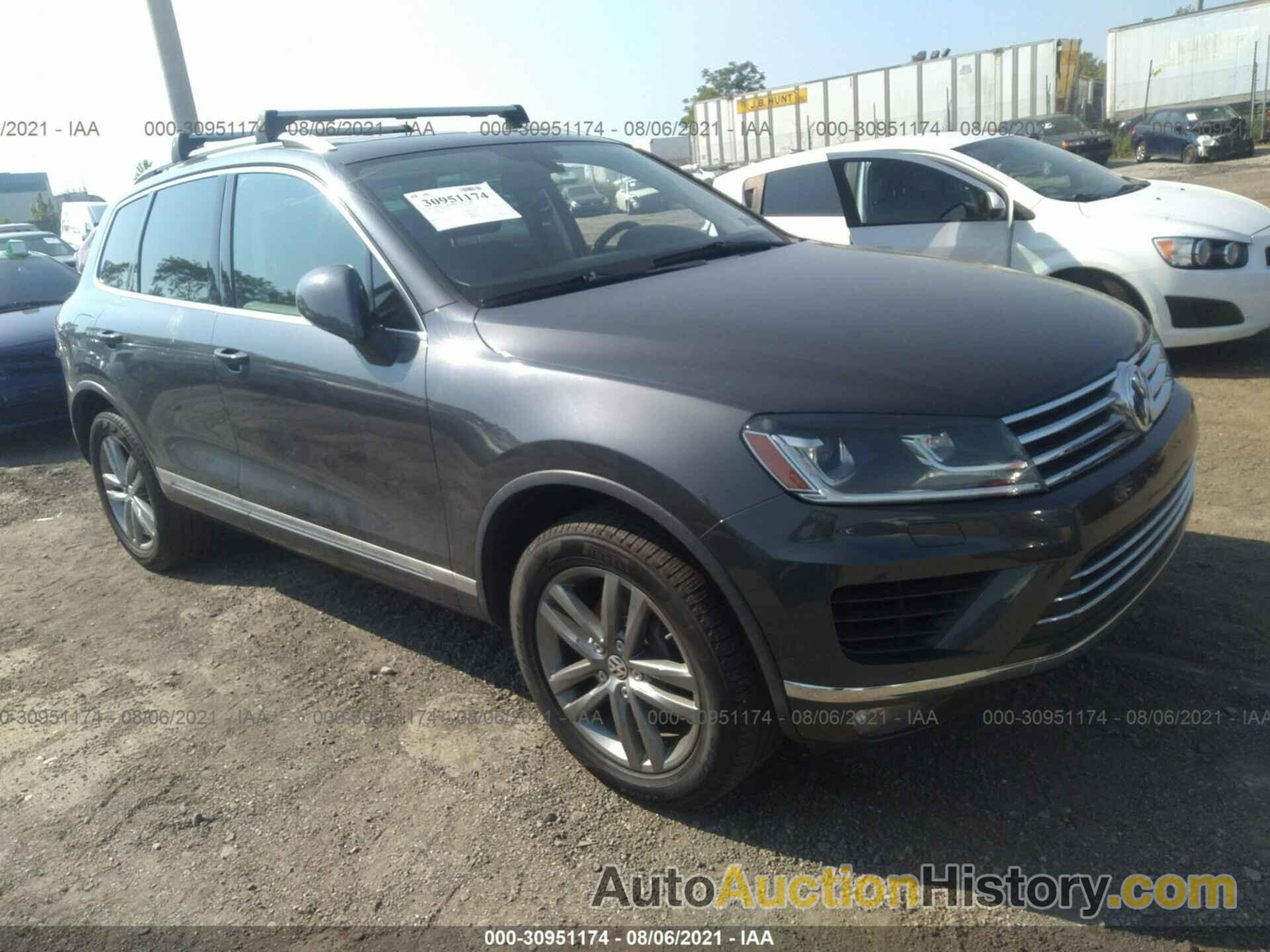 VOLKSWAGEN TOUAREG LUX, WVGEF9BP4FD003743