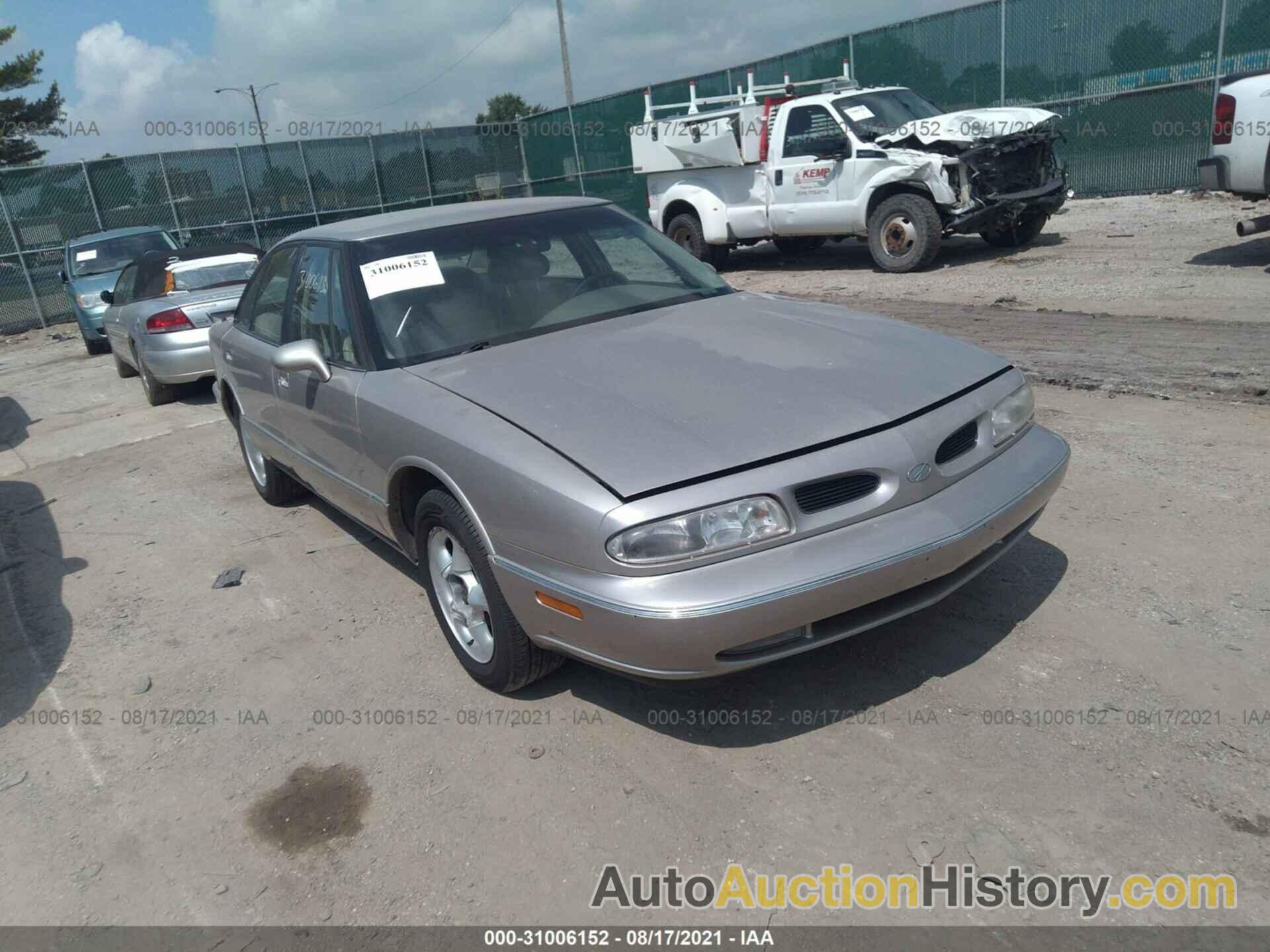 OLDSMOBILE LSS, 1G3HY52K3V4827319