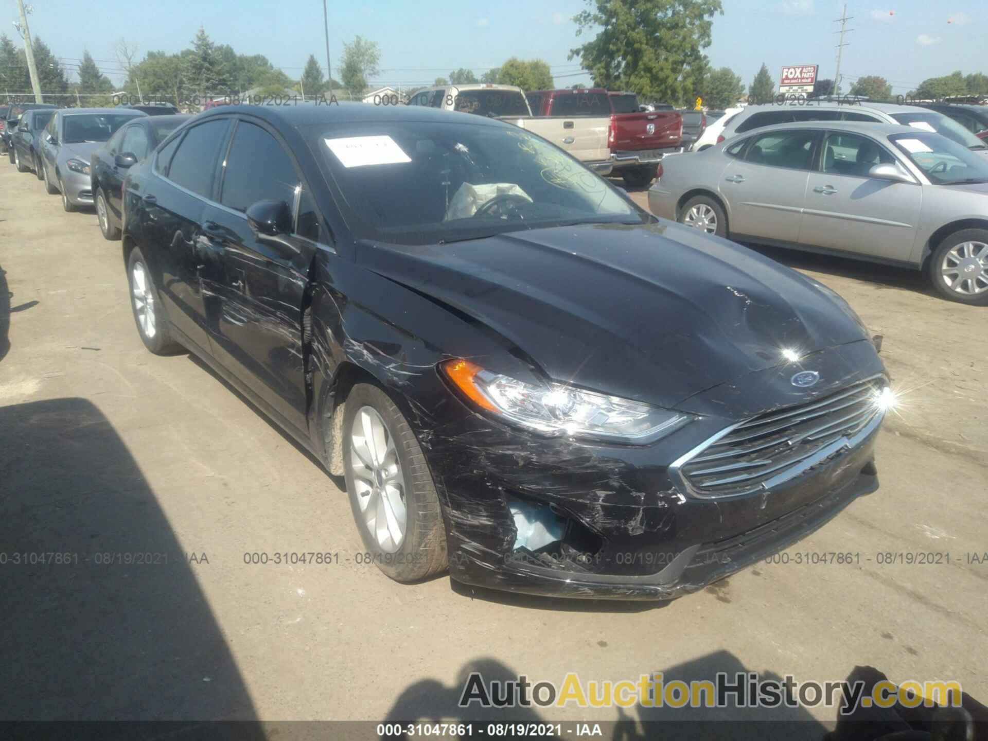 FORD FUSION SE, 3FA6P0HD8LR155208