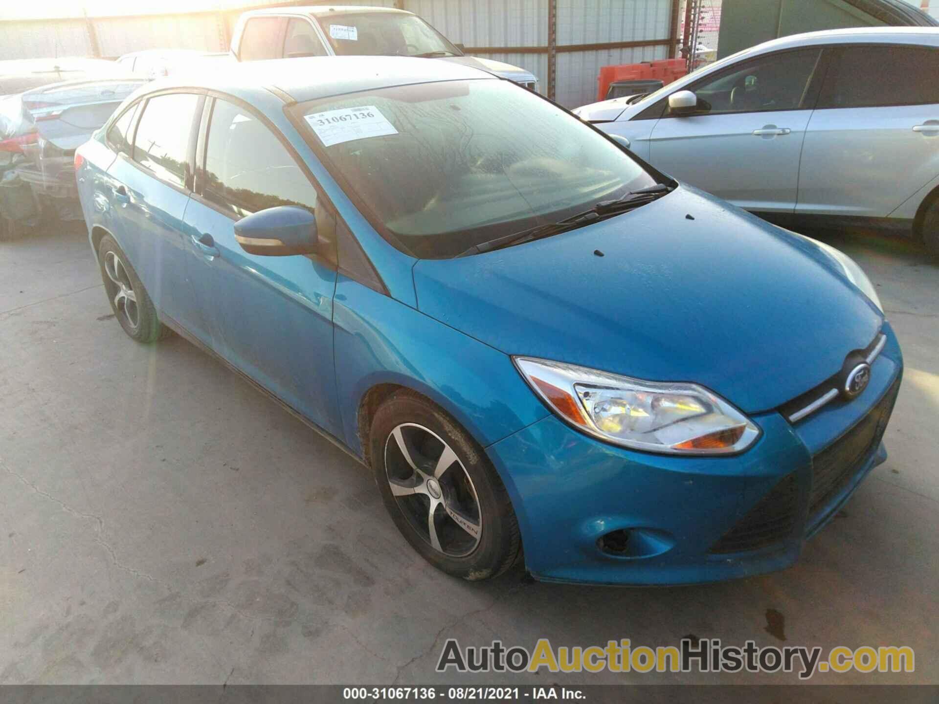 FORD FOCUS SE, 1FADP3F2XDL318886