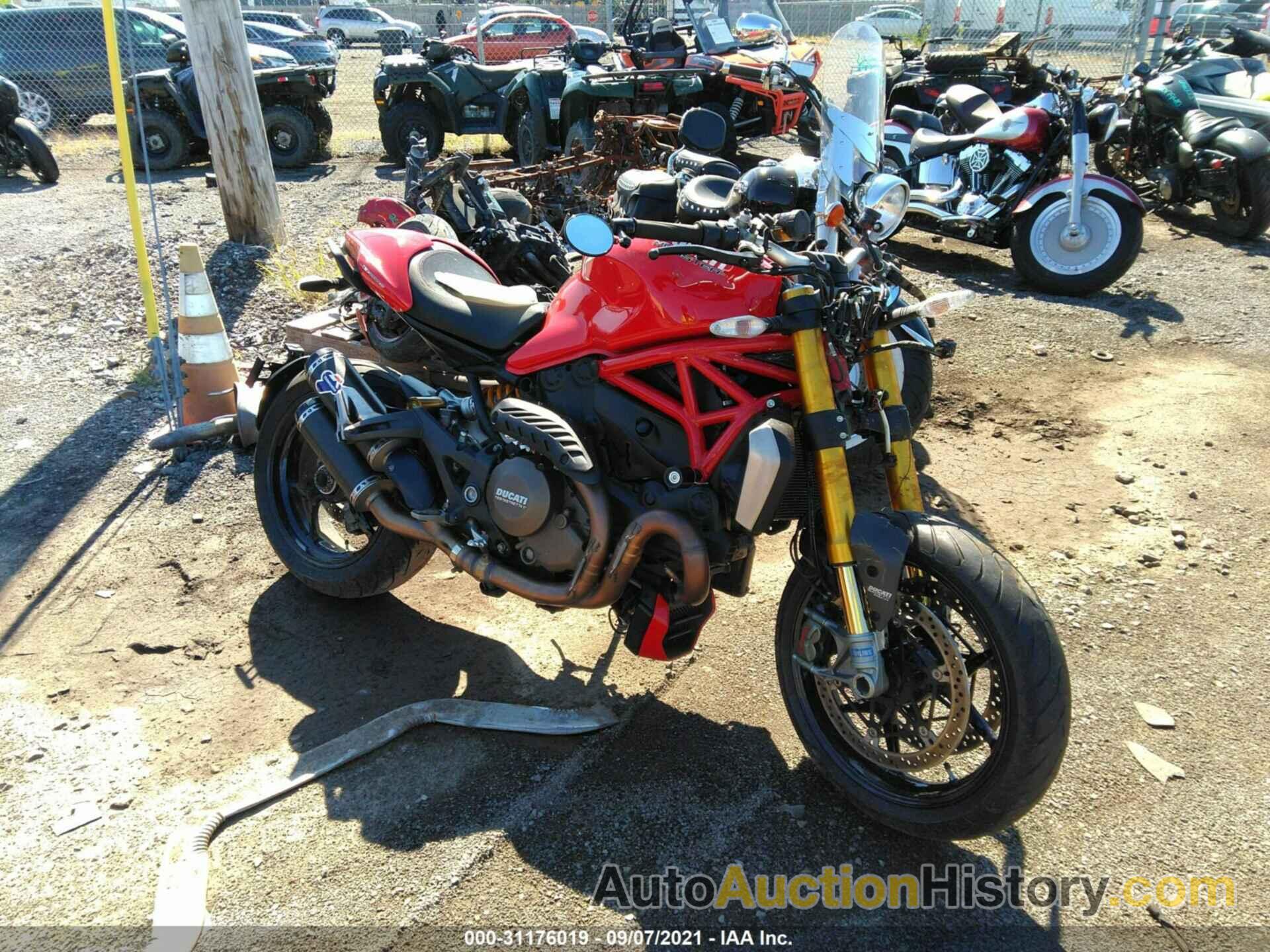 Ducati Monster 1200 S, ZDM1RBSW0FB013582