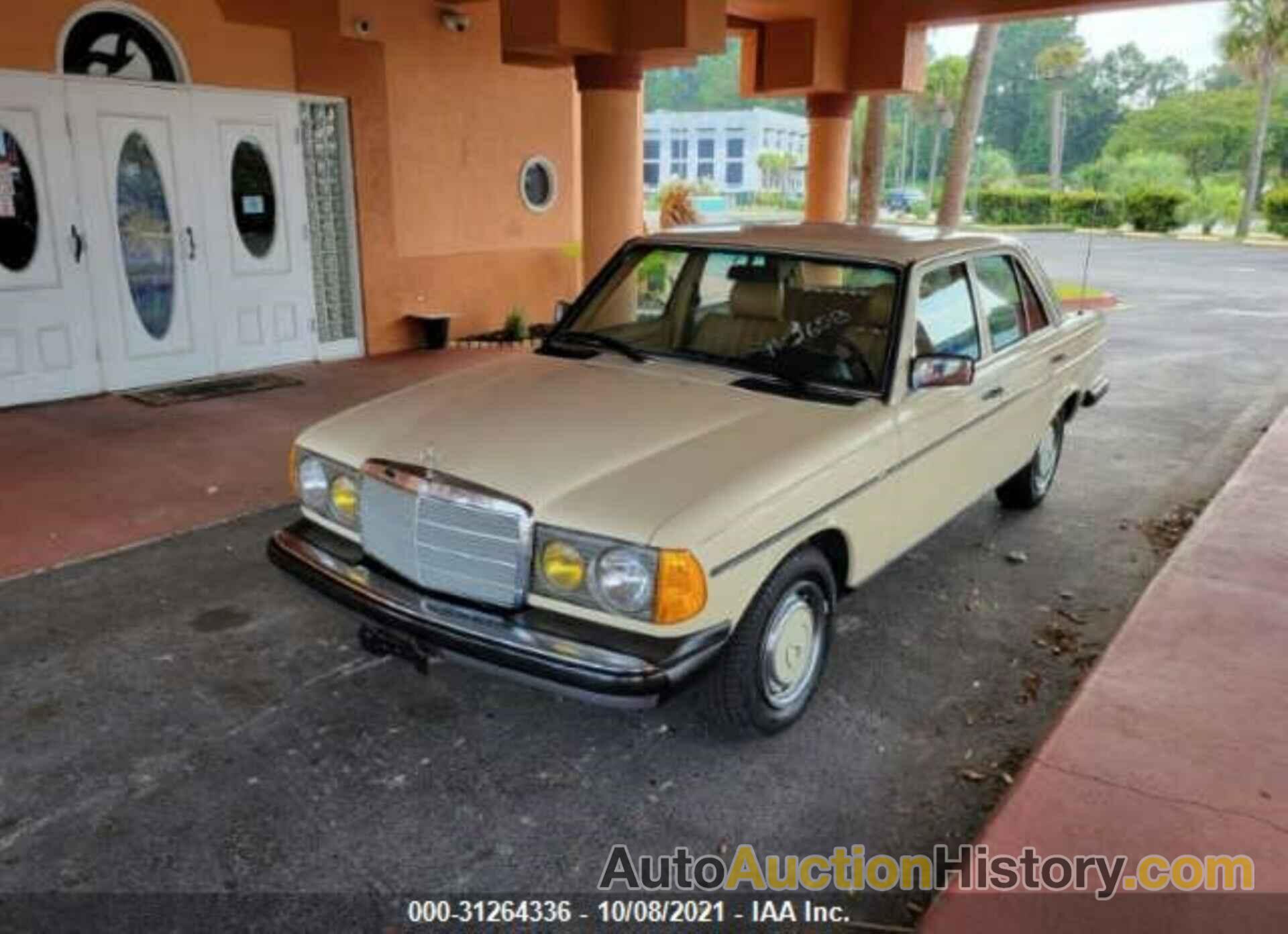 MERCEDES-BENZ 240 D, WDBAB23A5DB384929