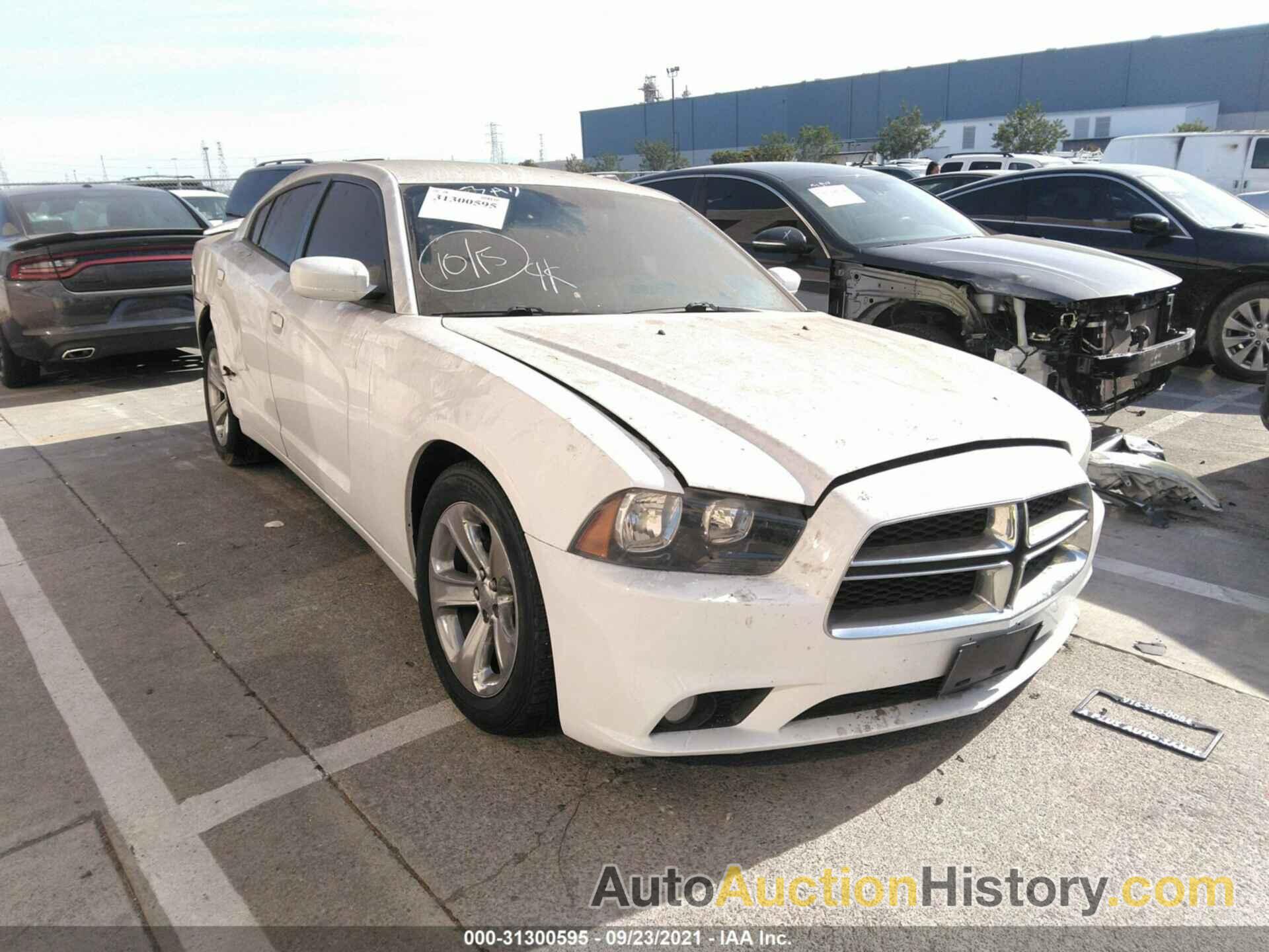 DODGE CHARGER SXT, 2C3CDXHG7DH512193