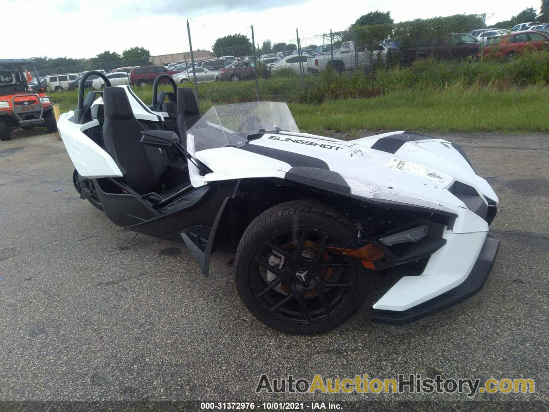 POLARIS SLINGSHOT S WITH TECHNOLOGY PACKAGE, 57XAATHD7M8144167