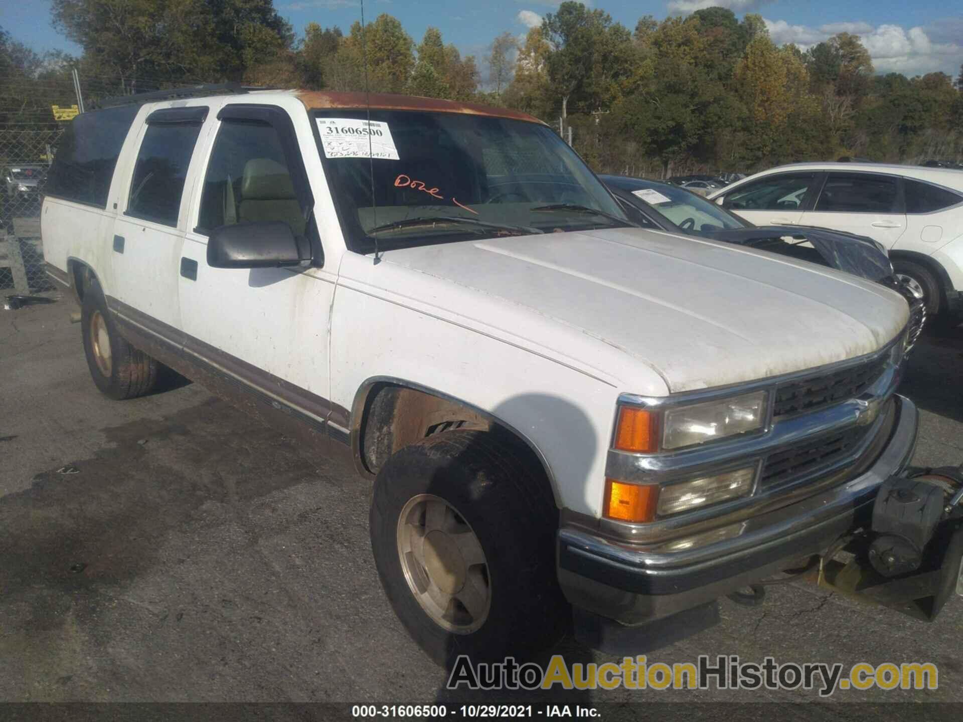 CHEVROLET SUBURBAN, 1GNFK16R6WJ346239