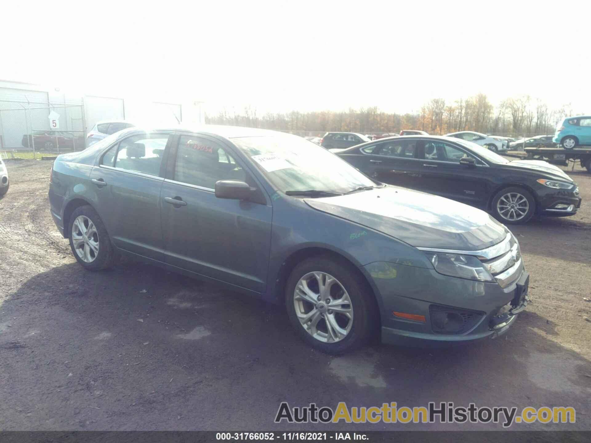 FORD FUSION SE, 3FAHP0HA0CR431282