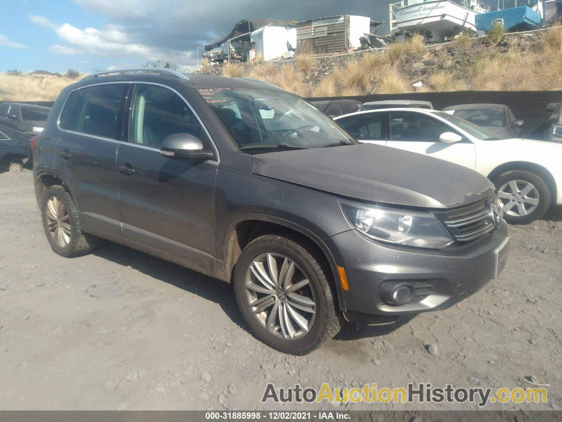 VOLKSWAGEN TIGUAN SE, WVGAV7AX2CW090842