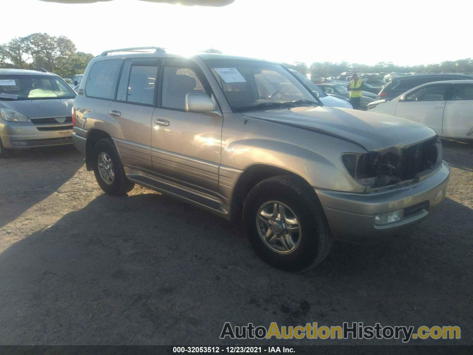 LEXUS LX 470, JTJHT00W013506911