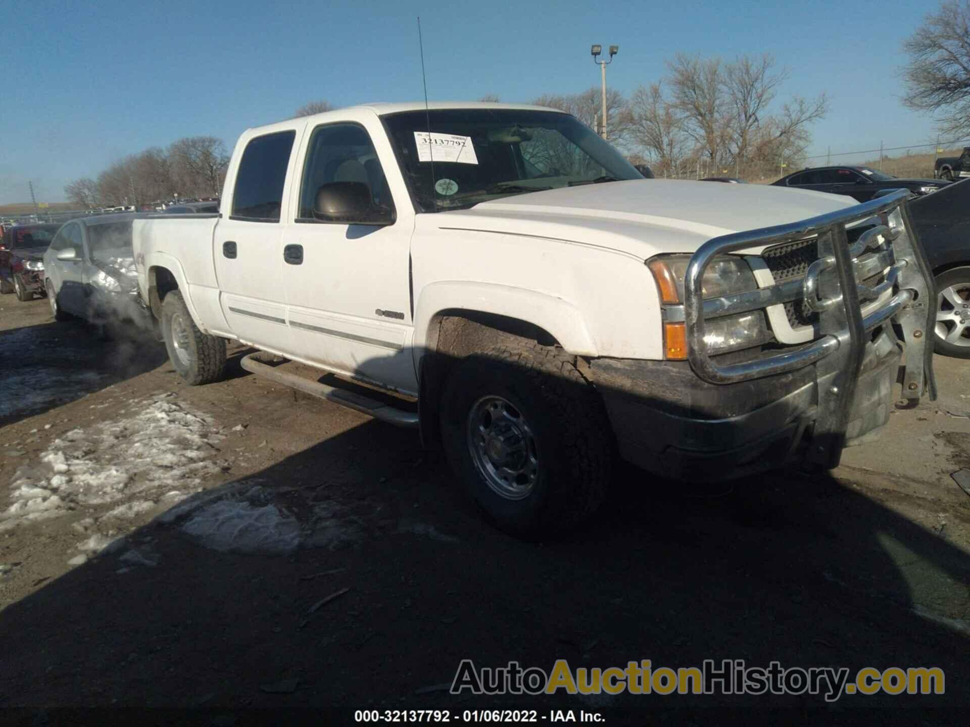 CHEVROLET SILVERADO 2500 CREW CAB LS, 1GCGK23U54F128269