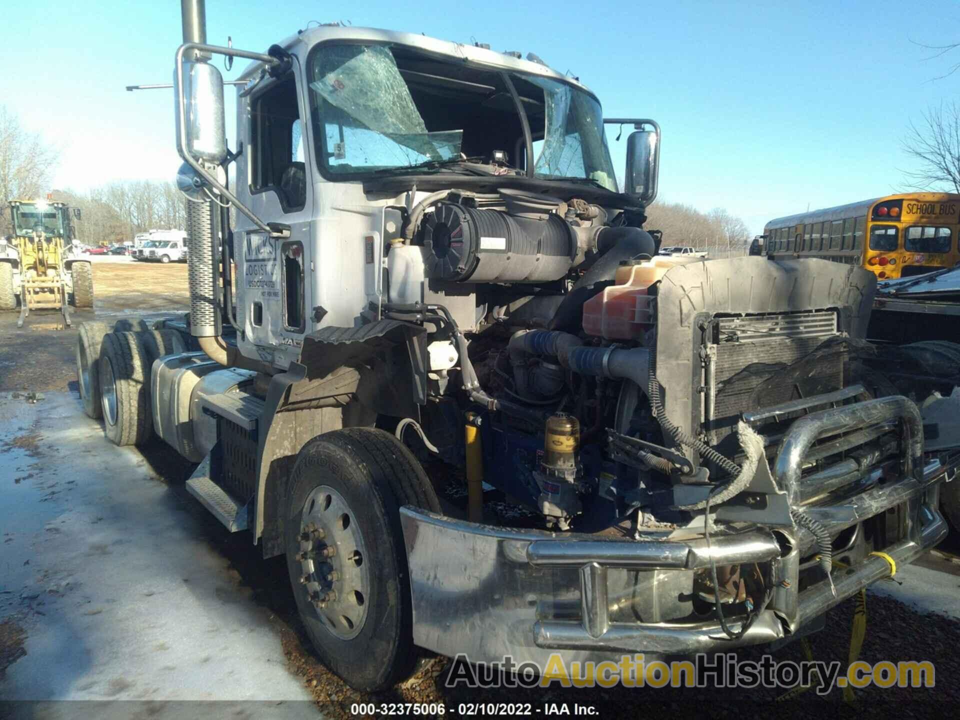 MACK CXU613 CXU600, 1M1AW09Y6DM032462