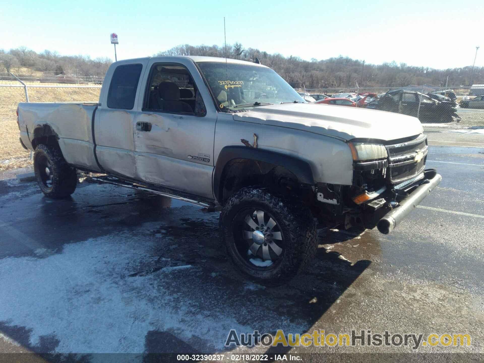 CHEVROLET SILVERADO 2500HD CLASSIC LT1, 1GCHK29D77E161067