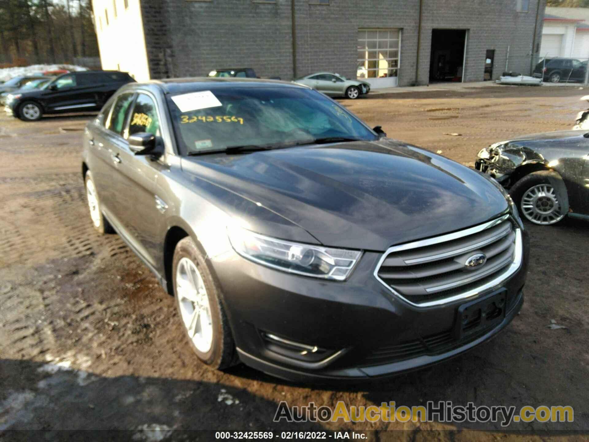 FORD TAURUS SEL, 1FAHP2H87KG110211