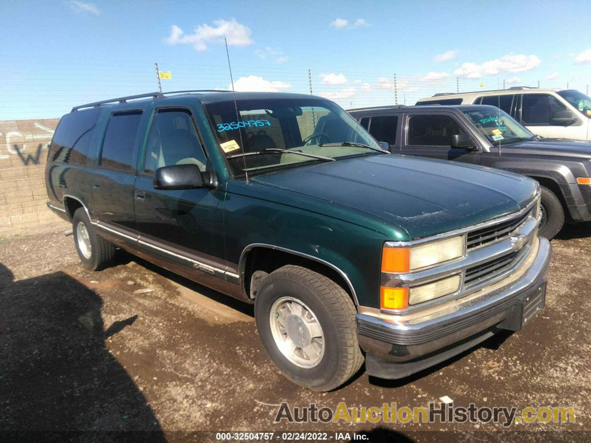 CHEVROLET SUBURBAN C1500, 3GNEC16R9TG119309