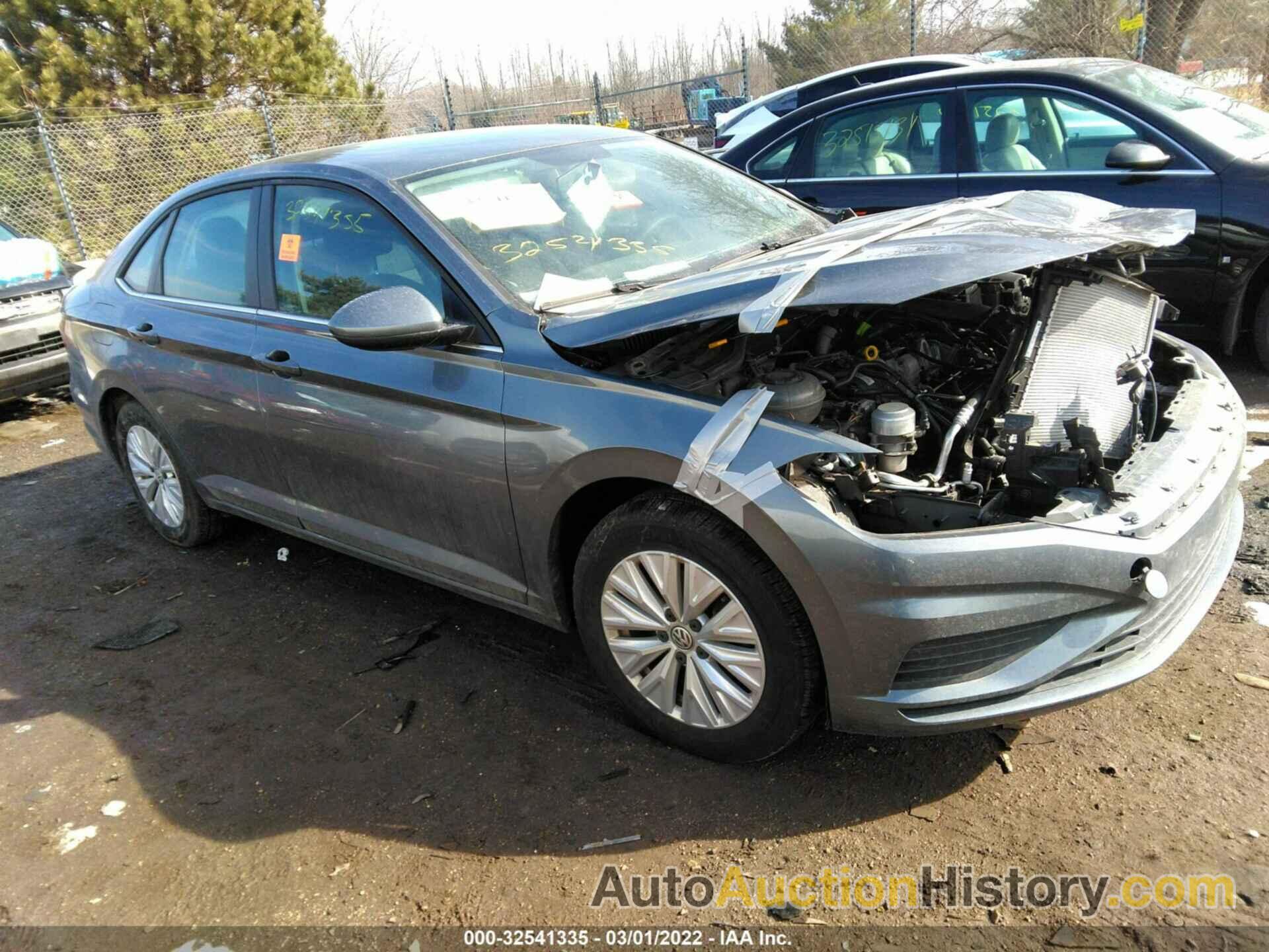 VOLKSWAGEN JETTA S, 3VWN57BU9KM100501