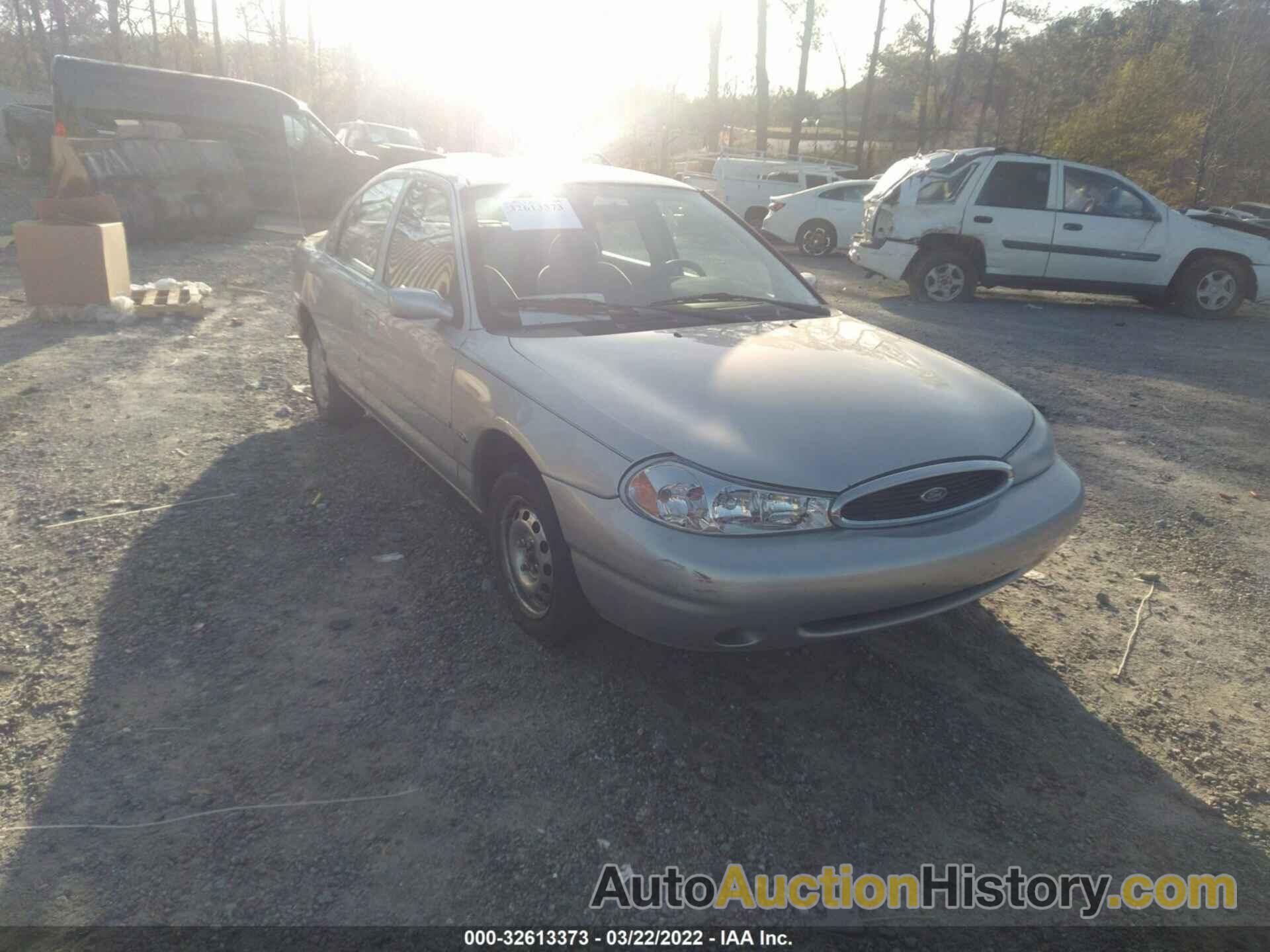 FORD CONTOUR LX/SE, 3FAFP6639WM137430