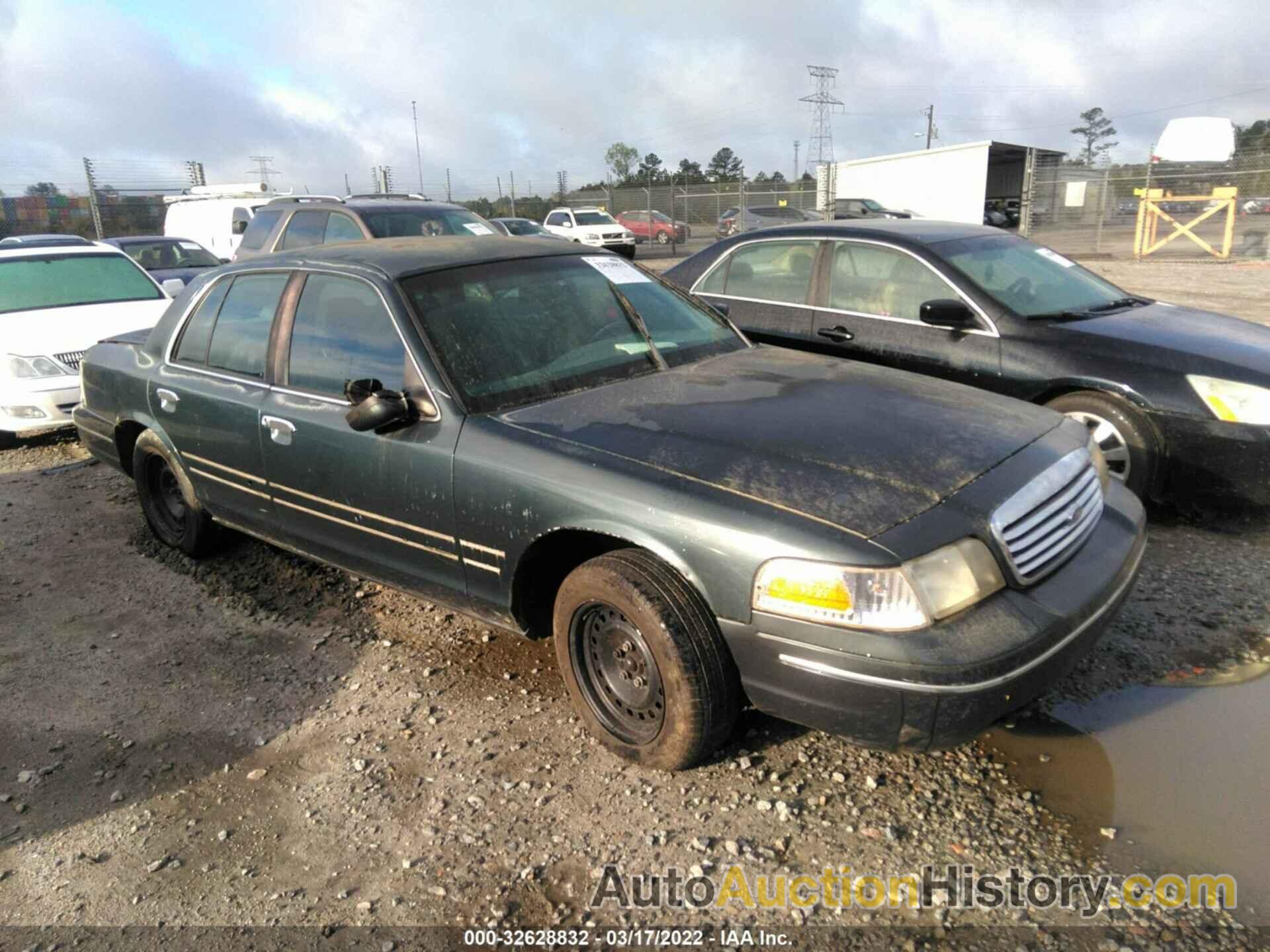 FORD CROWN VICTORIA, 2FAFP73W7WX110235