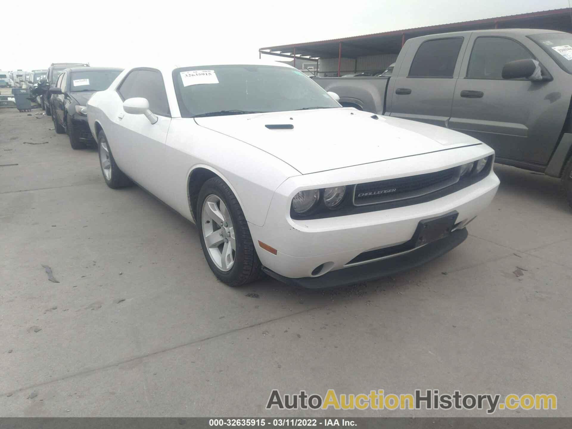 DODGE CHALLENGER SXT, 2C3CDYAG0EH256299