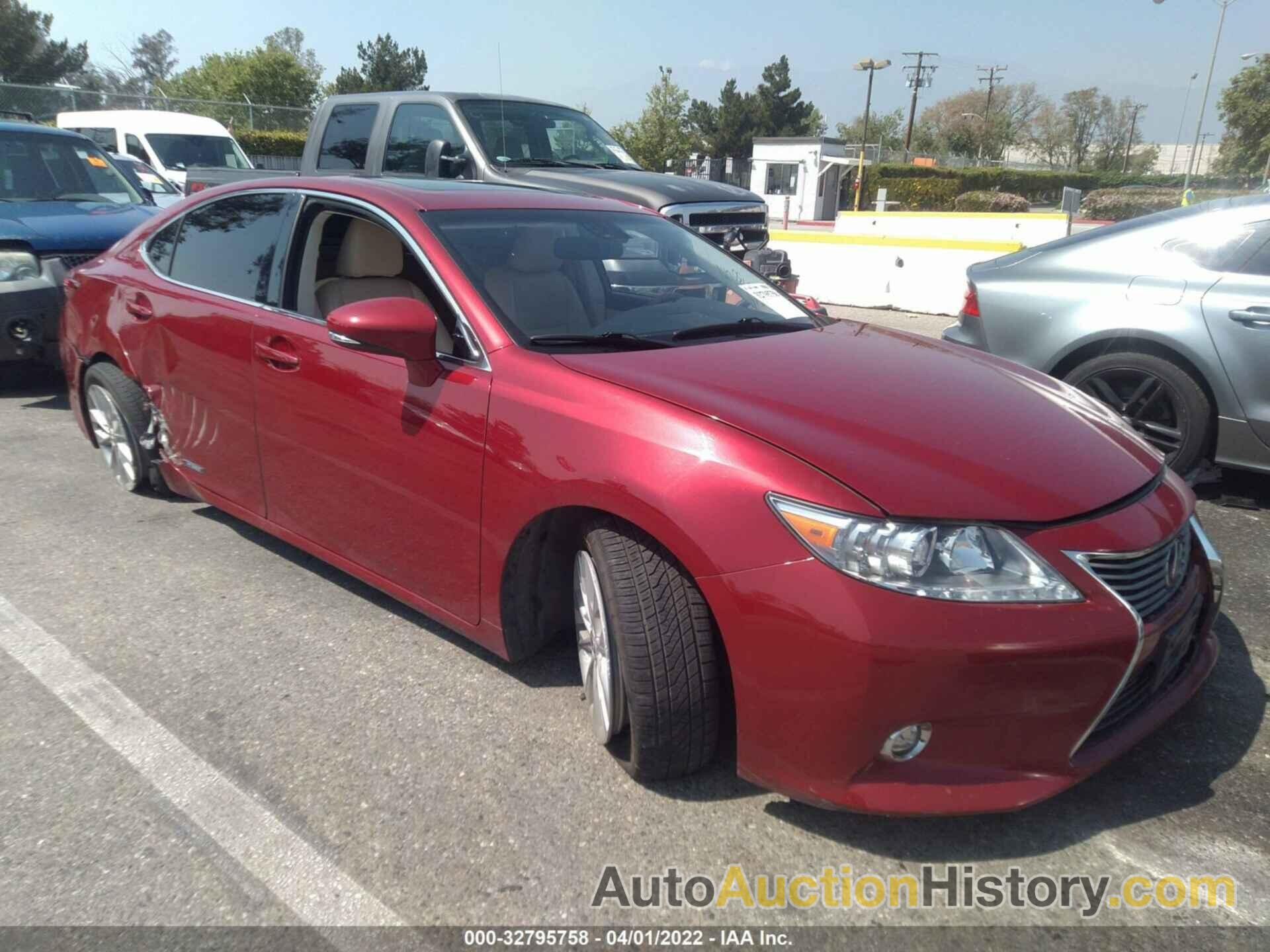 LEXUS ES 300H HYBRID, JTHBW1GG3F2100654