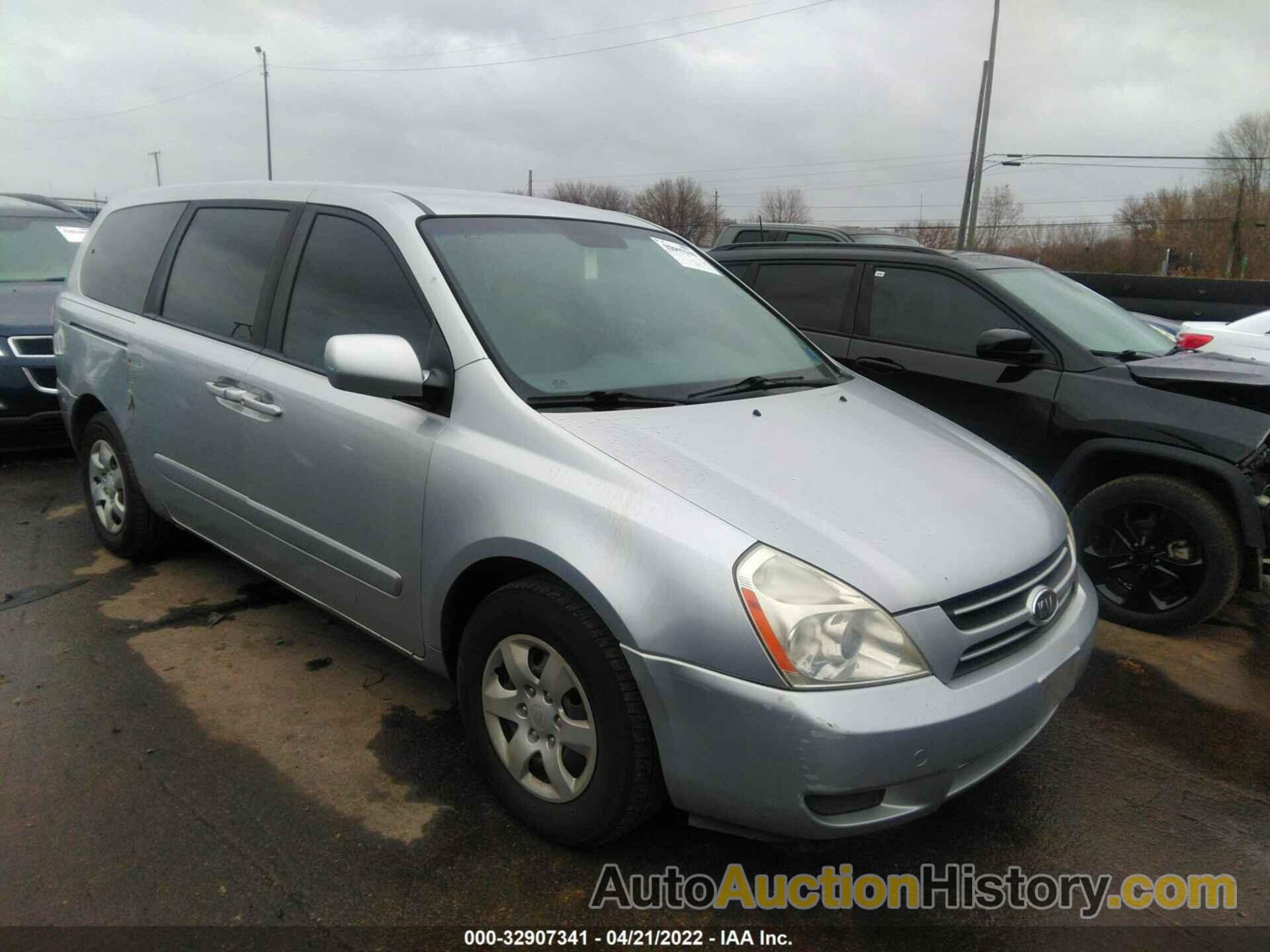 KIA SEDONA LX/EX, KNDMB233066033647