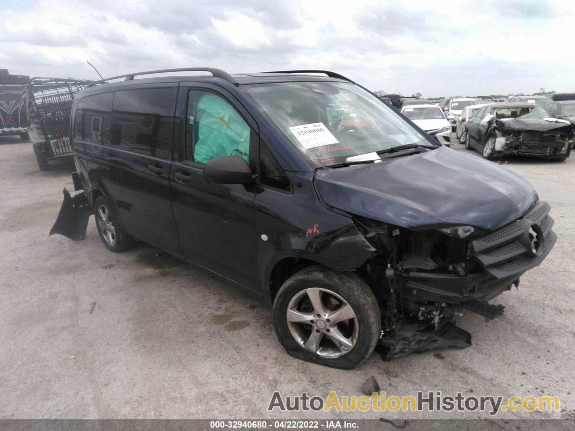 MERCEDES-BENZ METRIS PASSENGER VAN, WD4PG2EE9G3133106