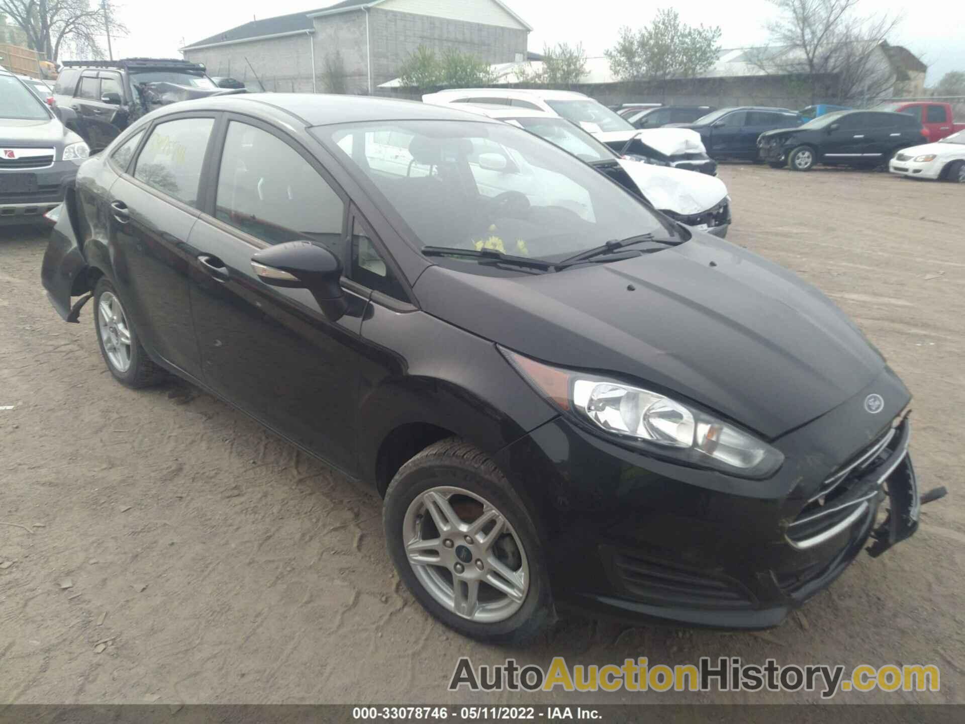 FORD FIESTA SE, 3FADP4BJ5KM160035