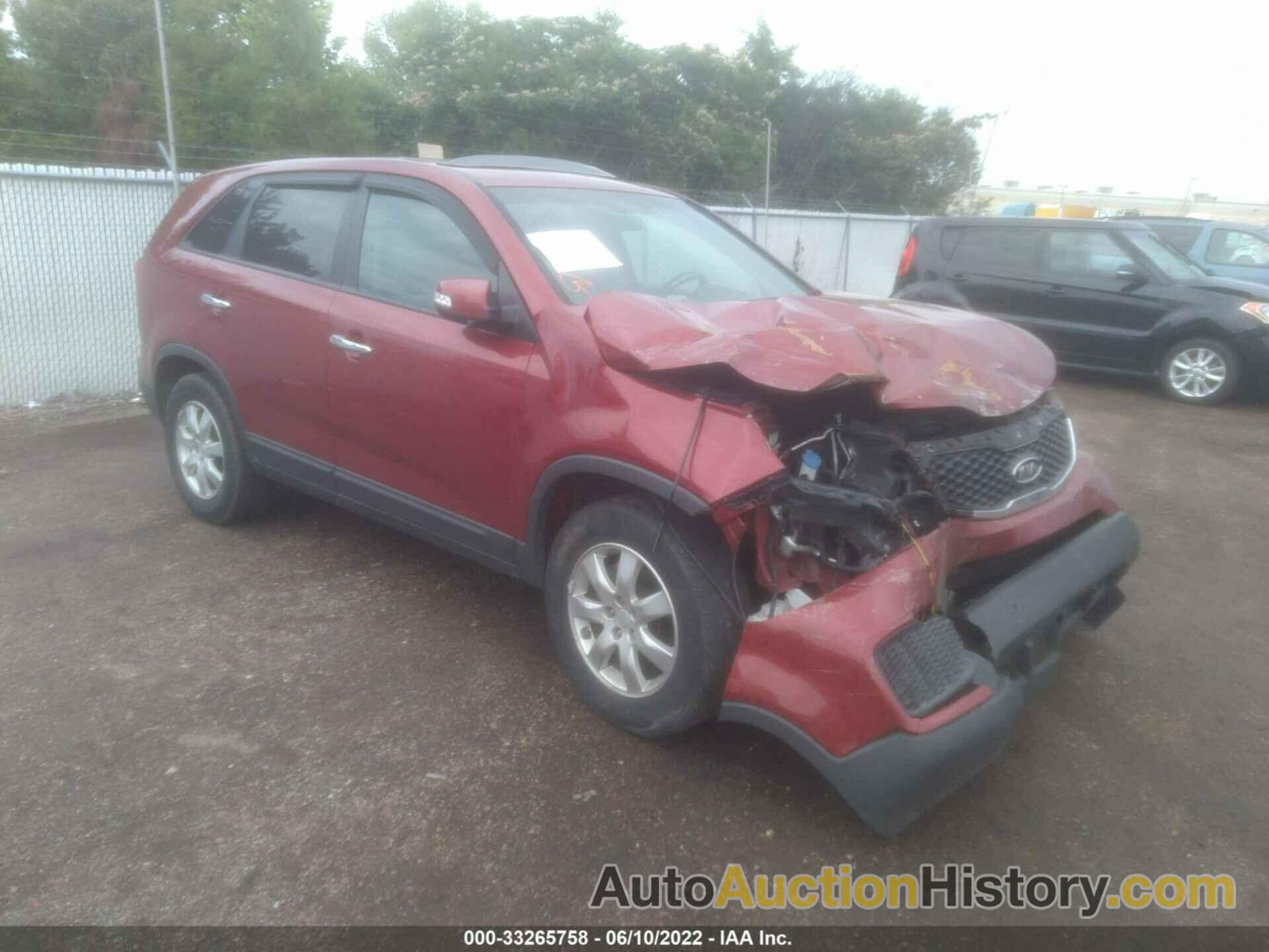 KIA SORENTO LX, 5XYKT3A18BG086213