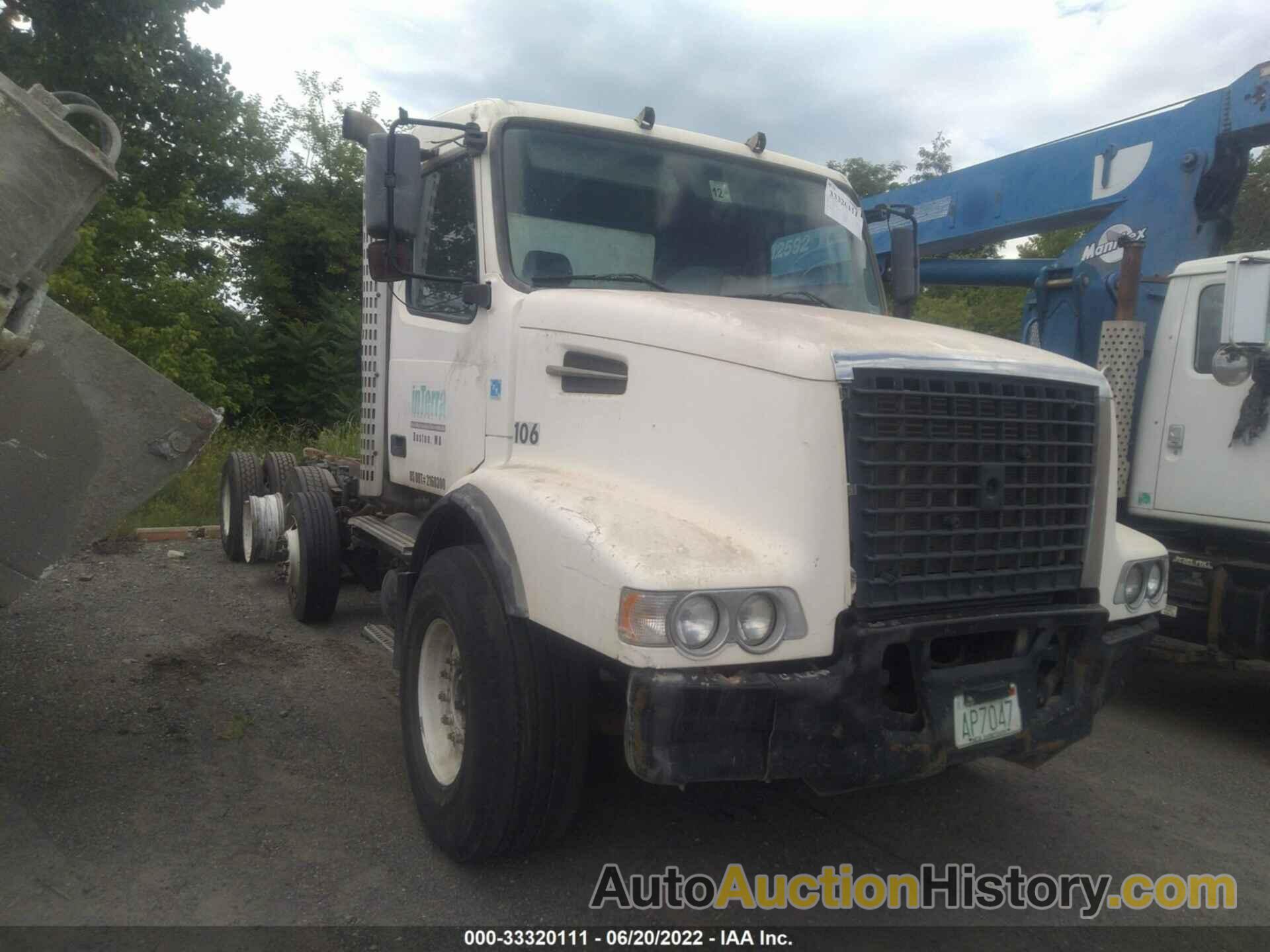 VOLVO VHD, 4V5KC9GF87N483927