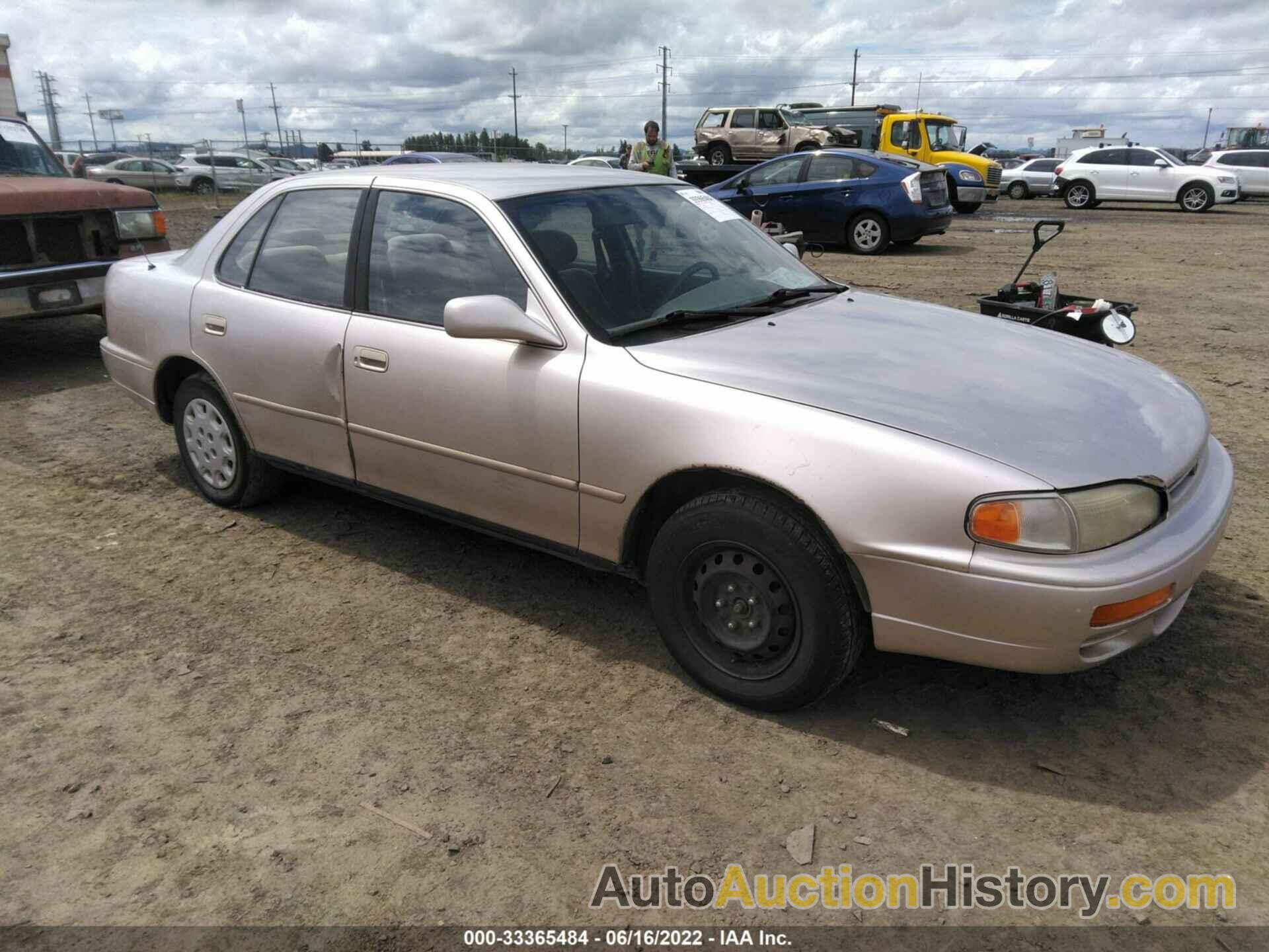 TOYOTA CAMRY DX/LE/XLE, JT2BG12K3T0394065