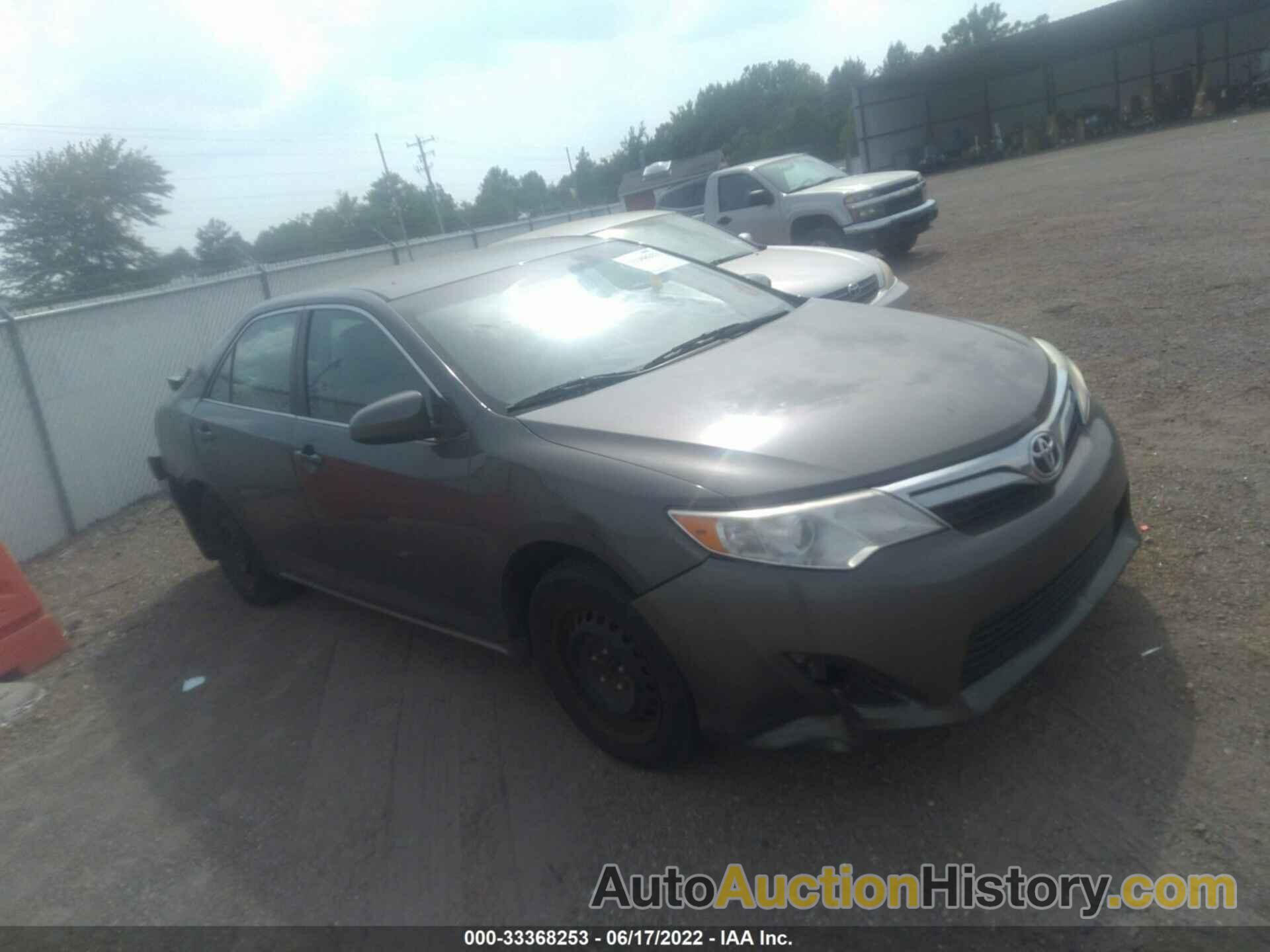 TOYOTA CAMRY LE, 4T1BF1FK3DU707402