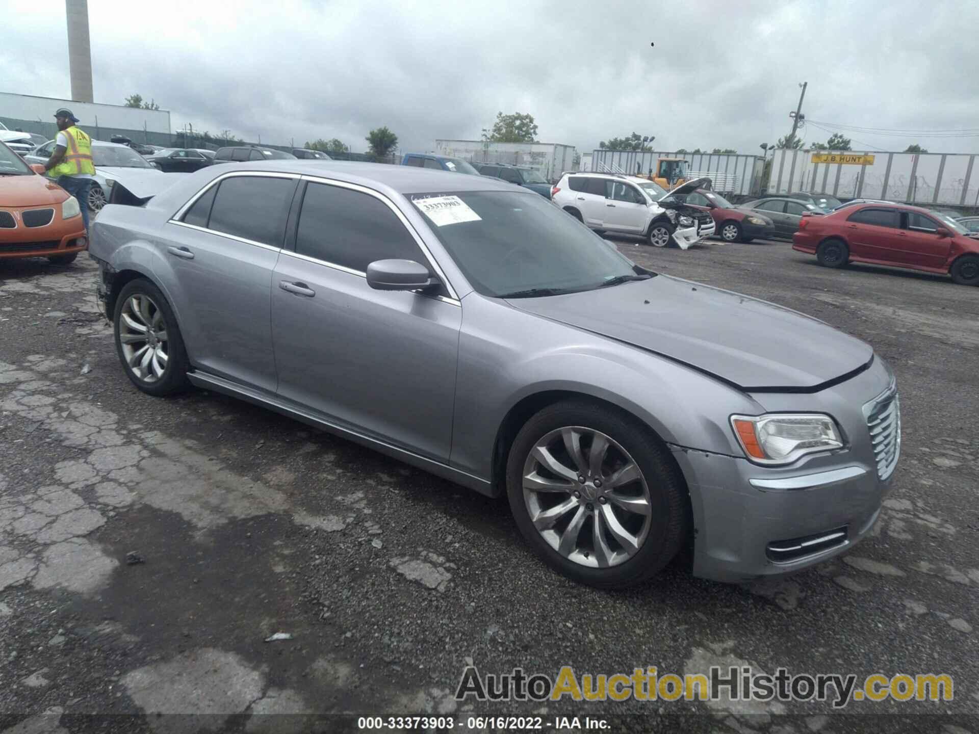 CHRYSLER 300, 2C3CCAAG9DH581008