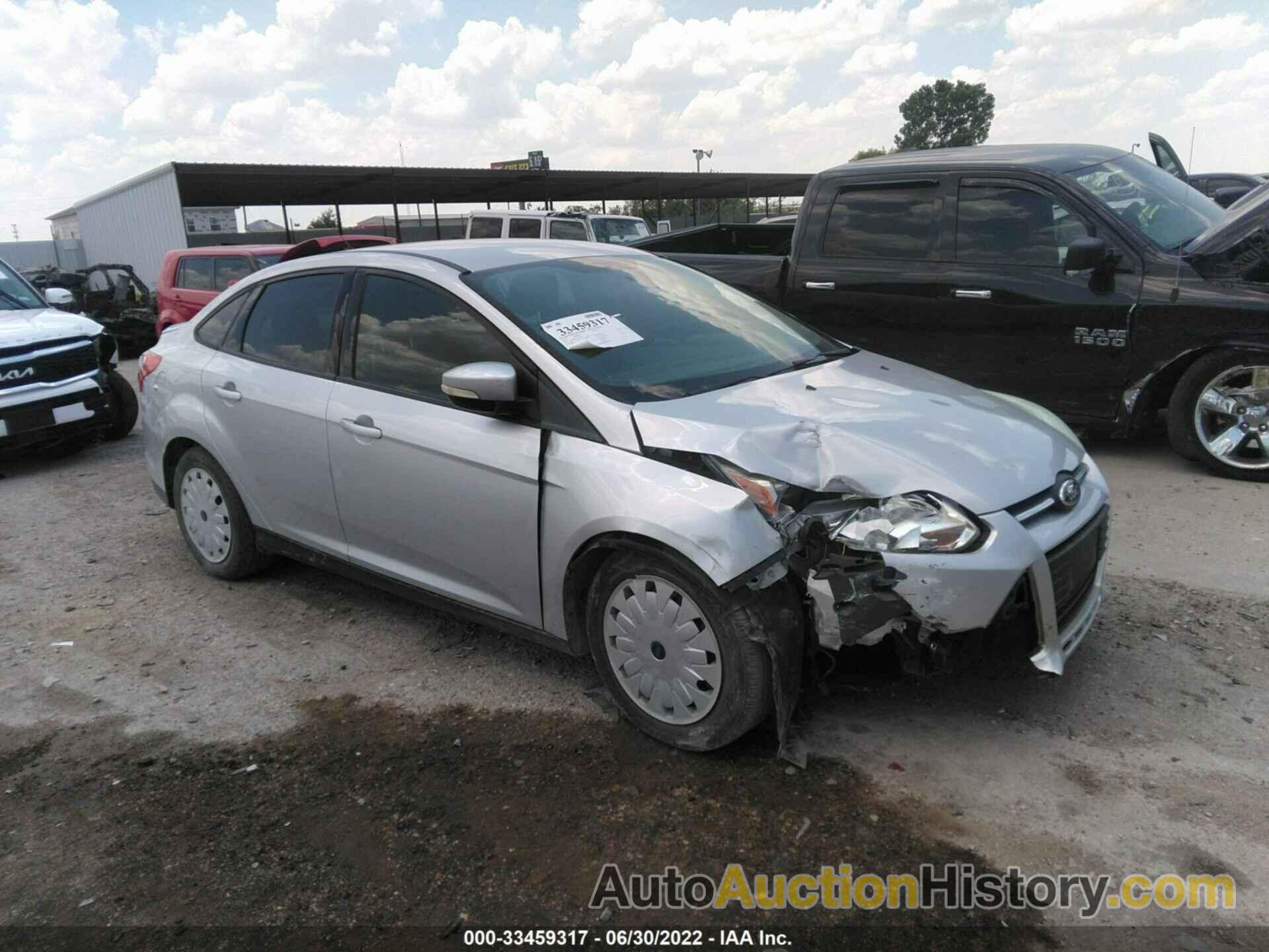 FORD FOCUS SE, 1FADP3F24EL351366