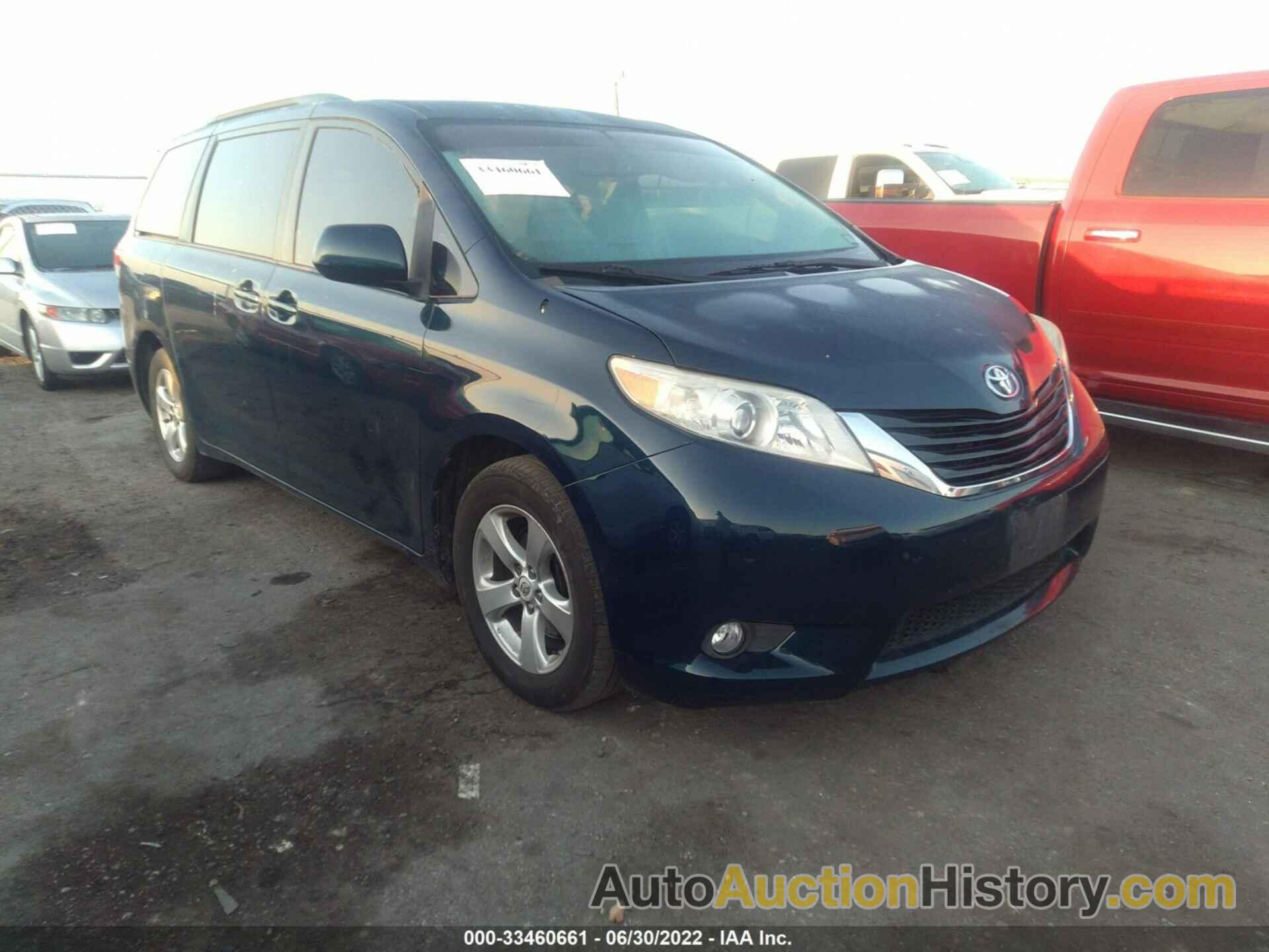 TOYOTA SIENNA LE, 5TDKK3DC2CS273418