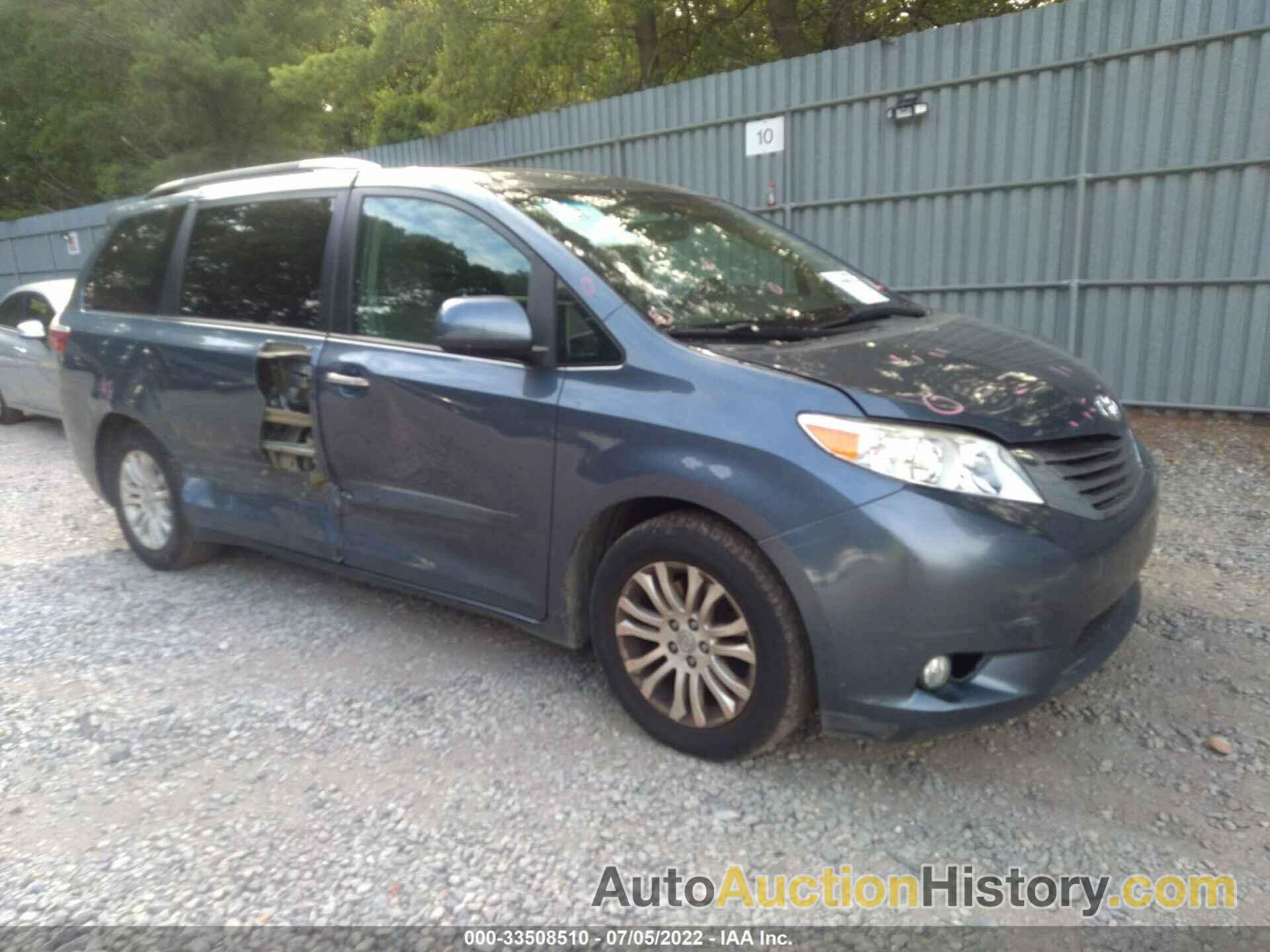 TOYOTA SIENNA XLE AUTO ACCESS, 5TDYZ3DC0HS813586